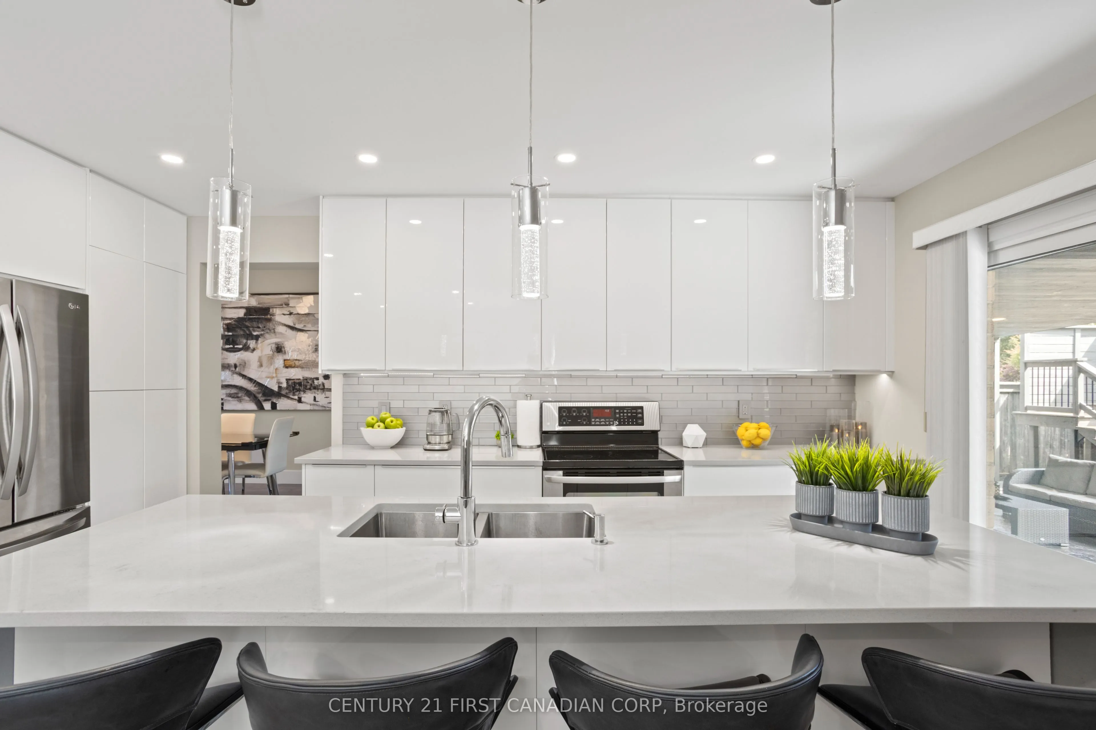 1075 Blackmaple Court