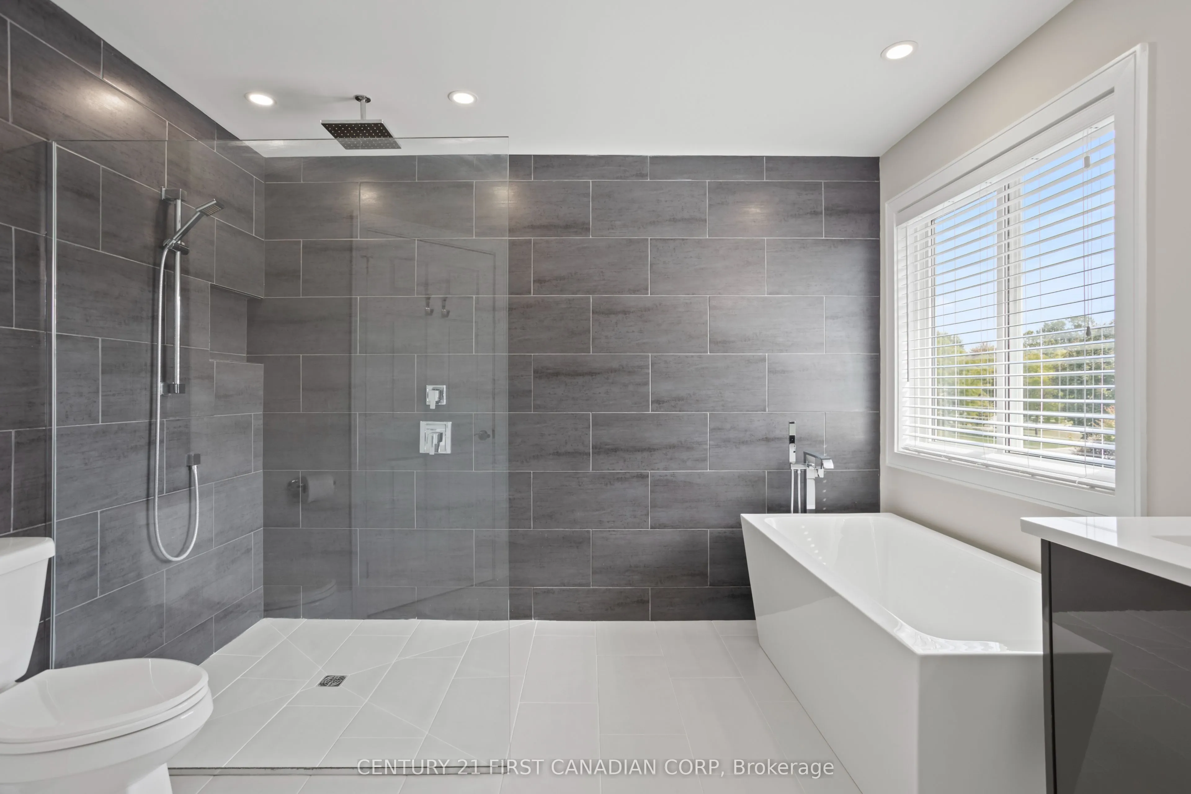 1075 Blackmaple Court