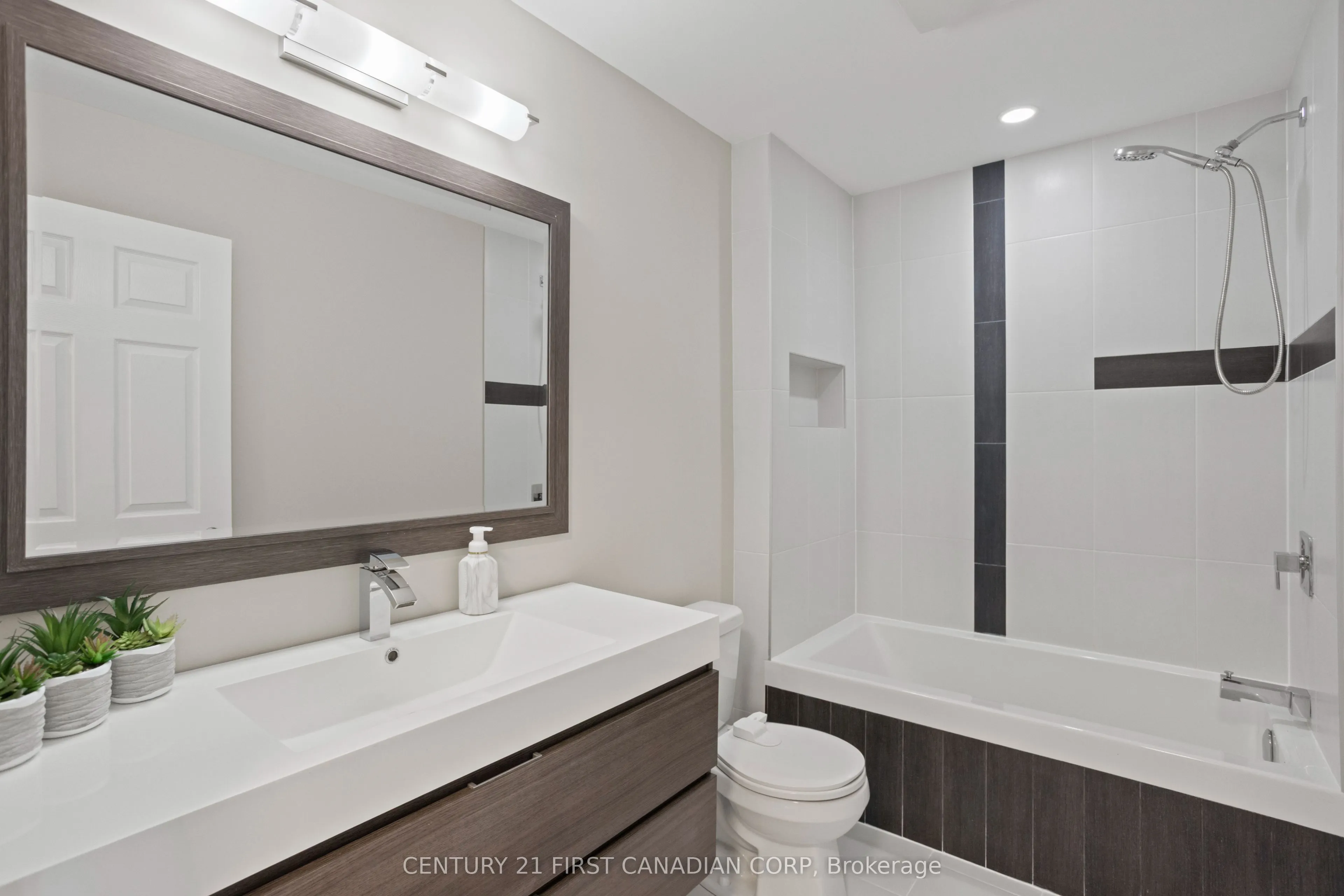 1075 Blackmaple Court