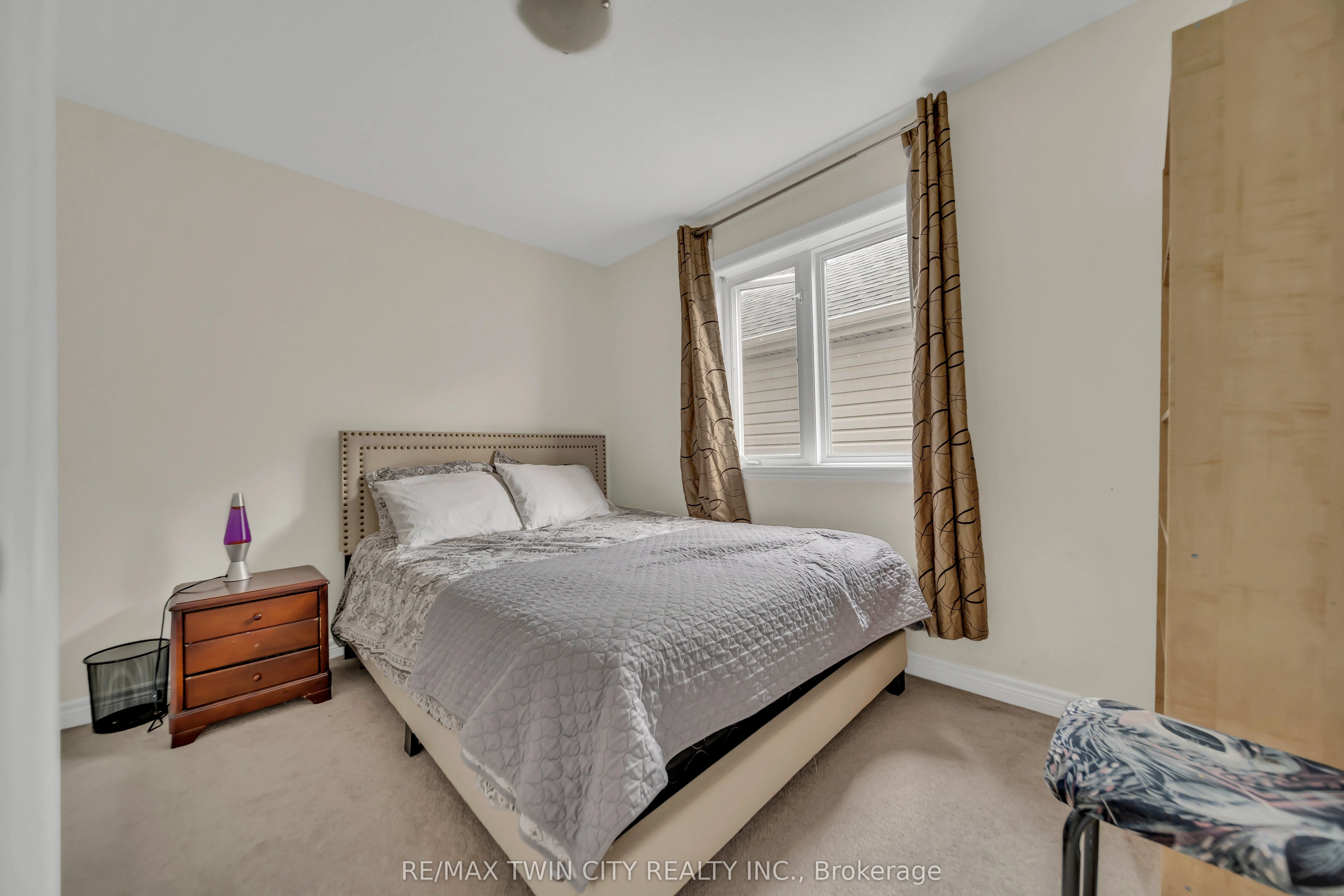 190 Eden Oak Trail