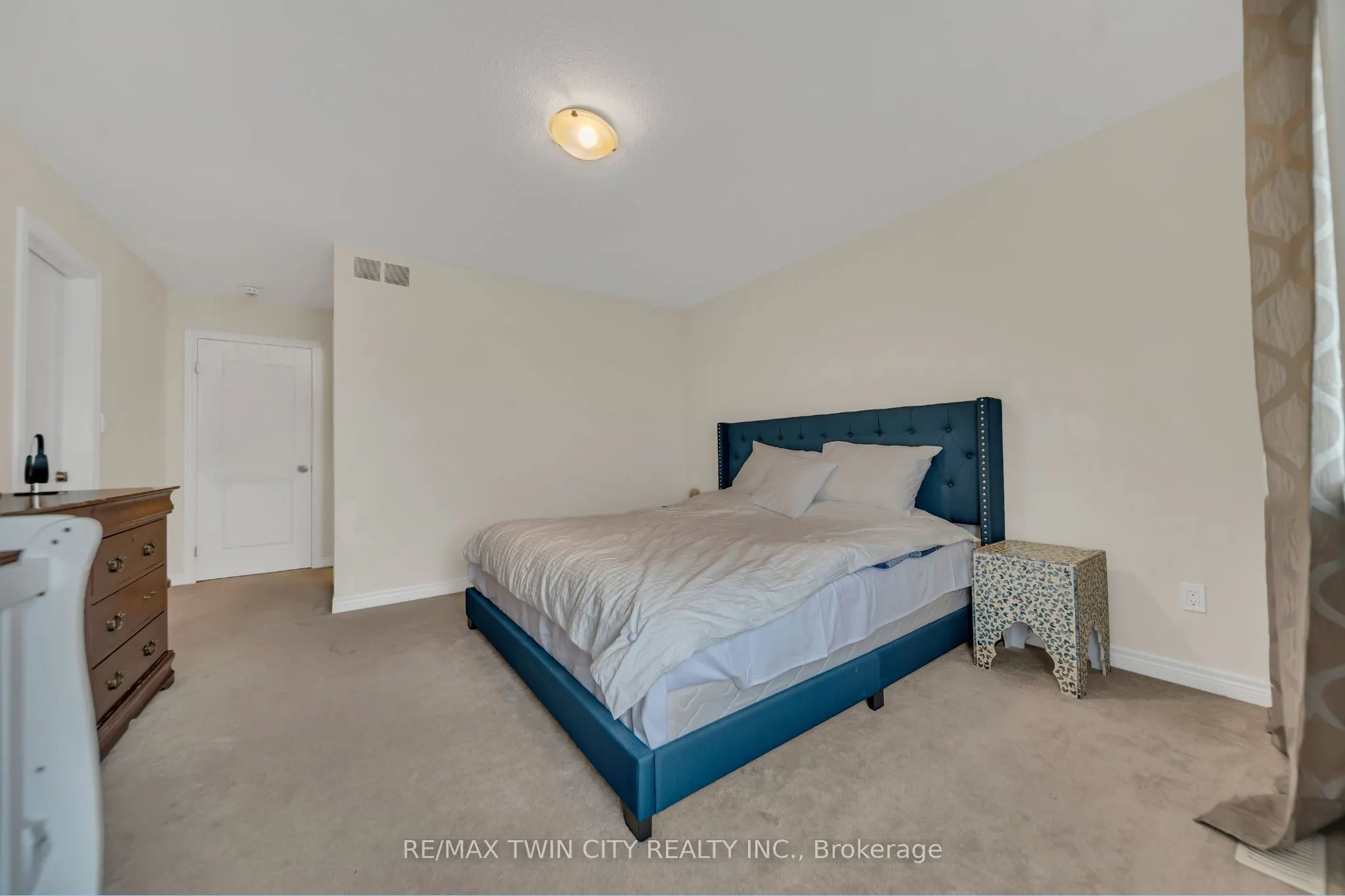 190 Eden Oak Trail