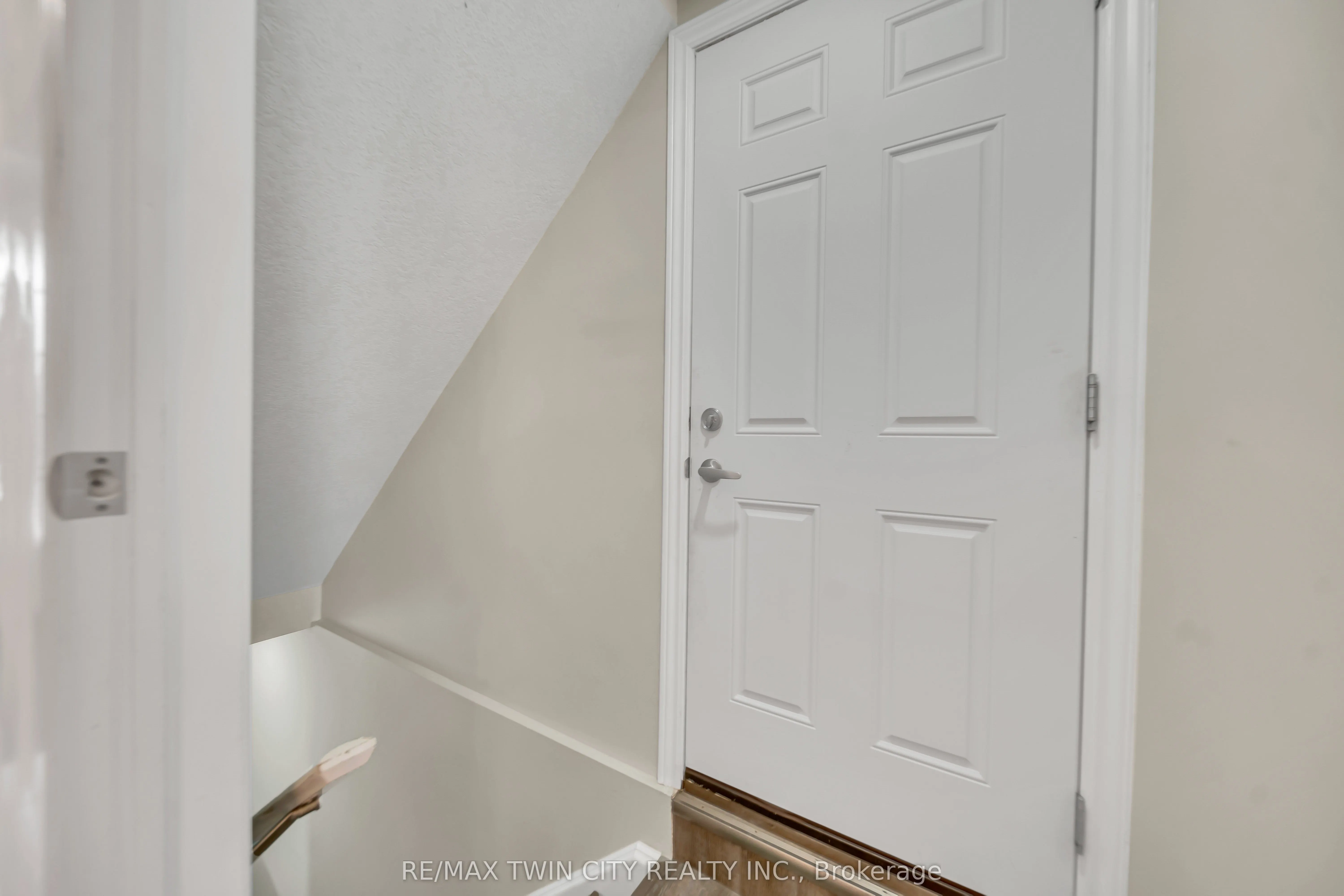 190 Eden Oak Trail