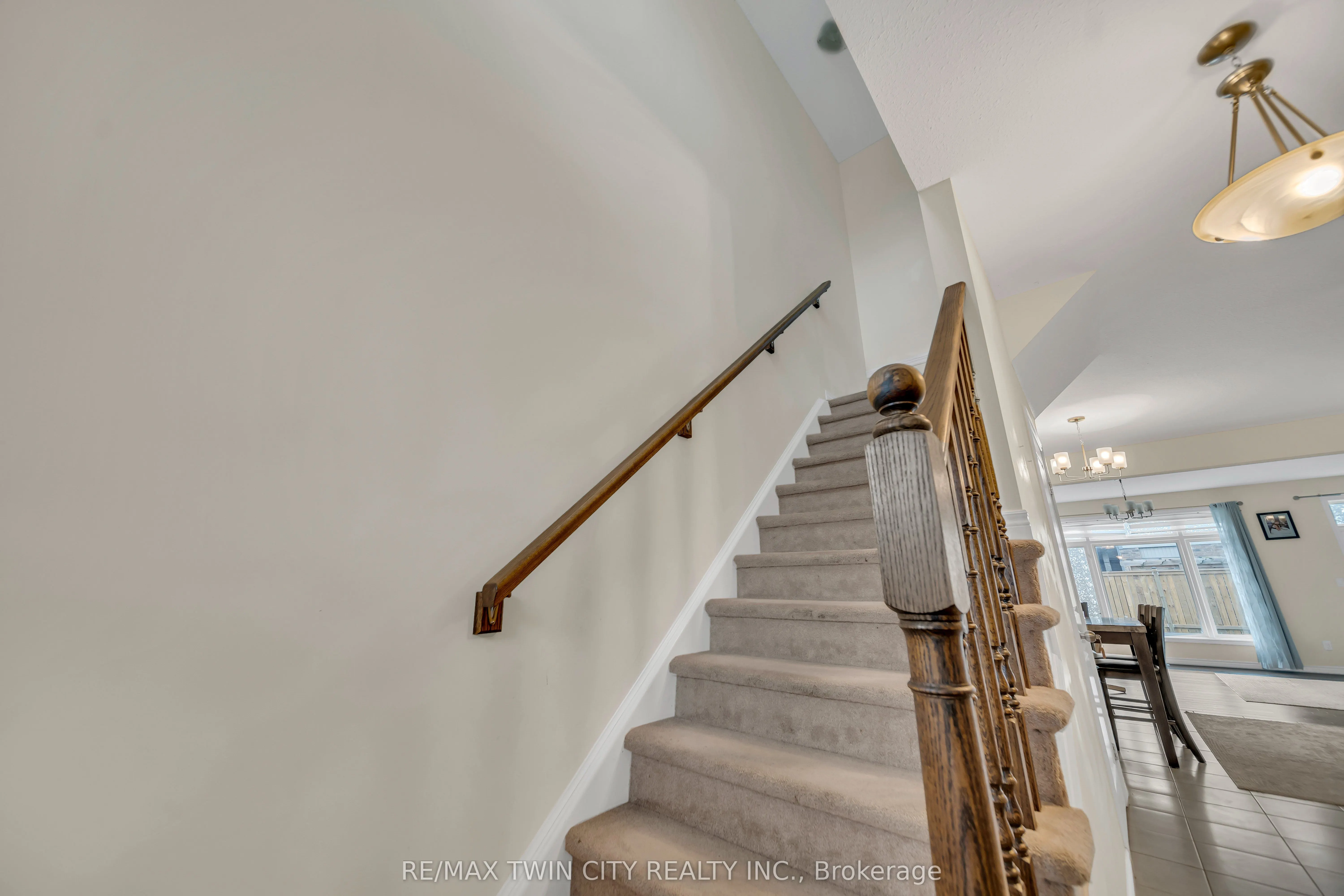 190 Eden Oak Trail