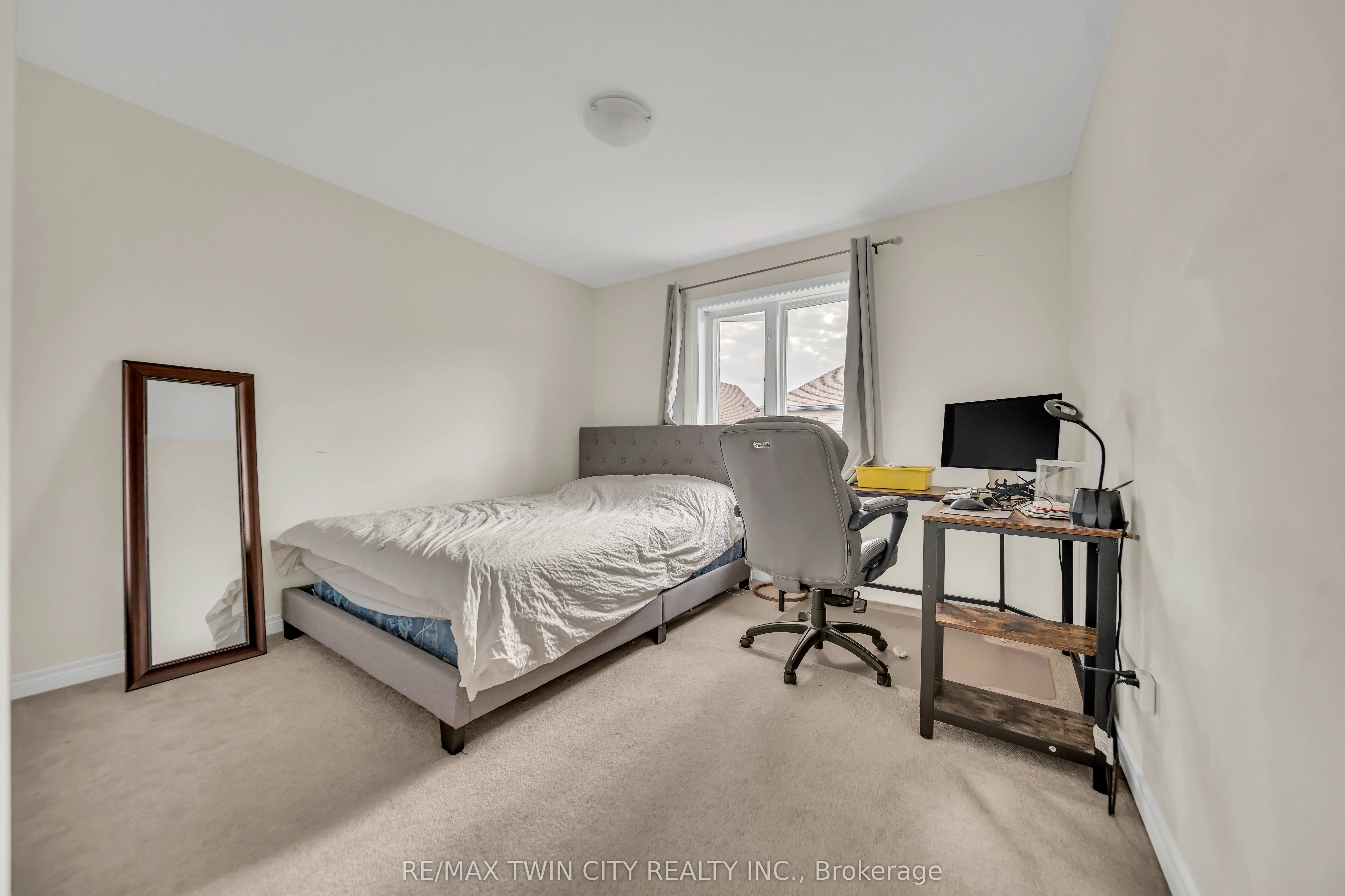 190 Eden Oak Trail