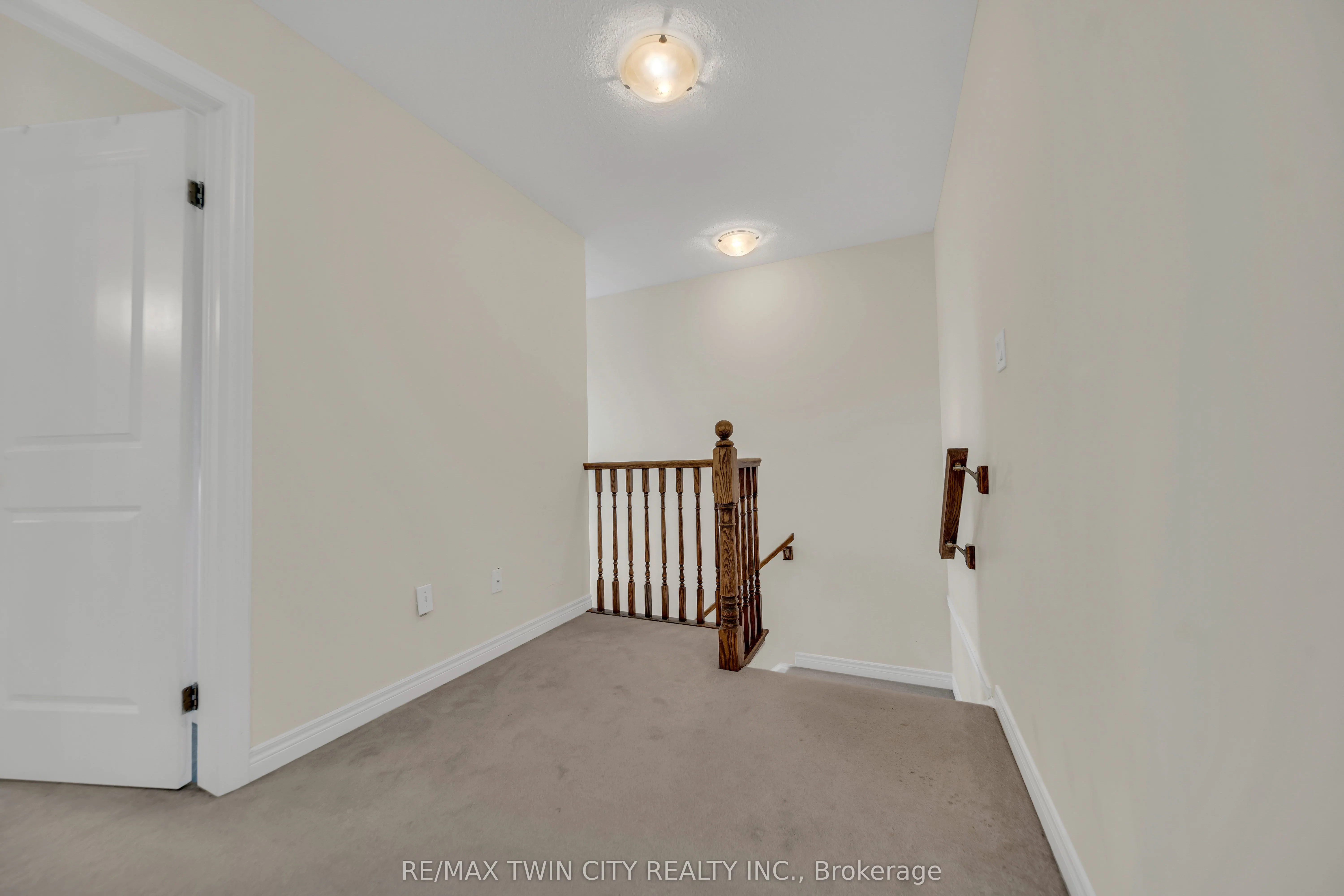 190 Eden Oak Trail