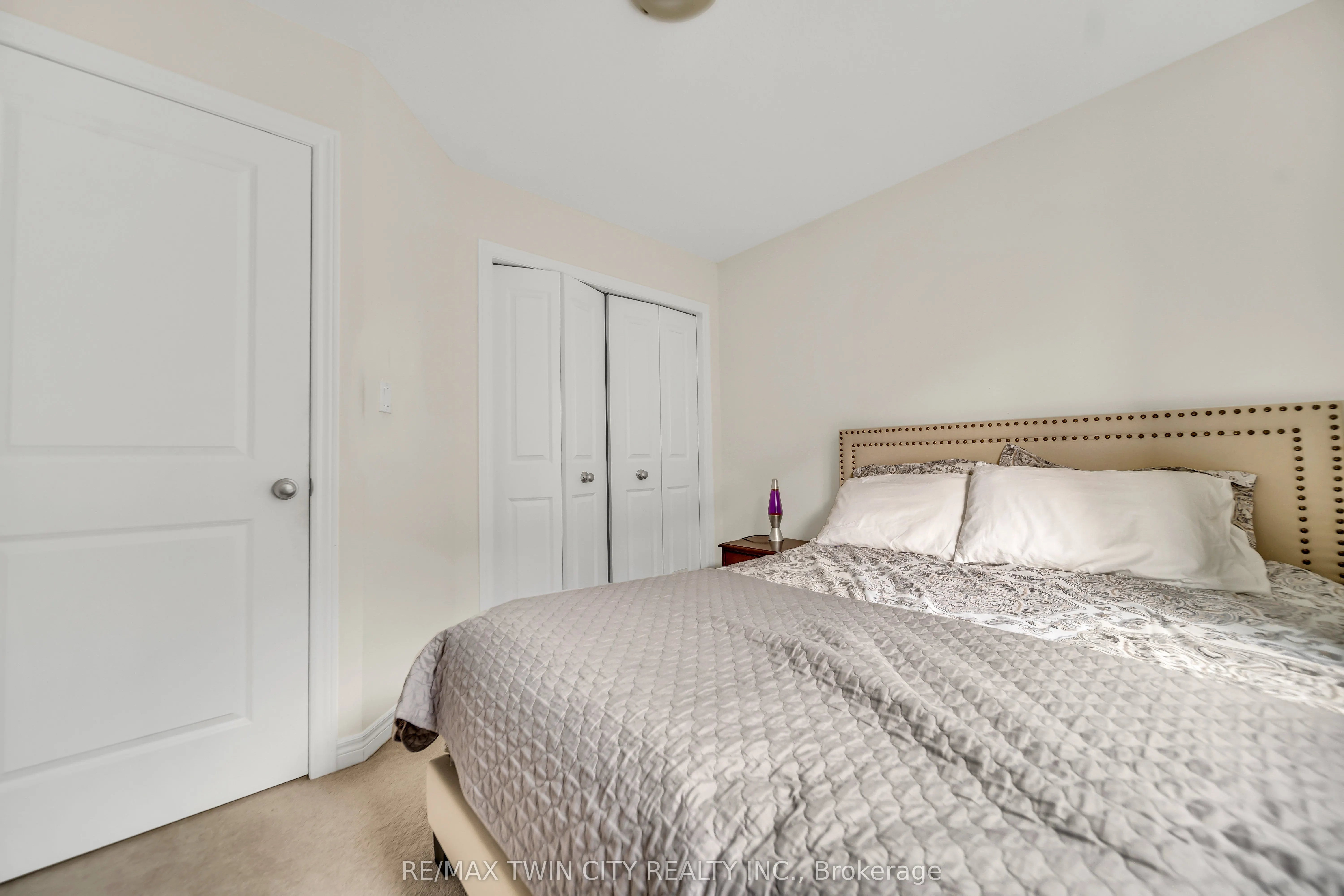 190 Eden Oak Trail