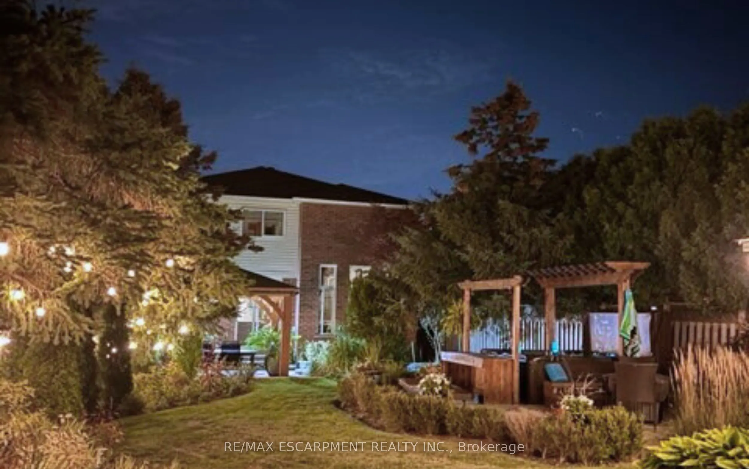 251 Hawkswood Trail