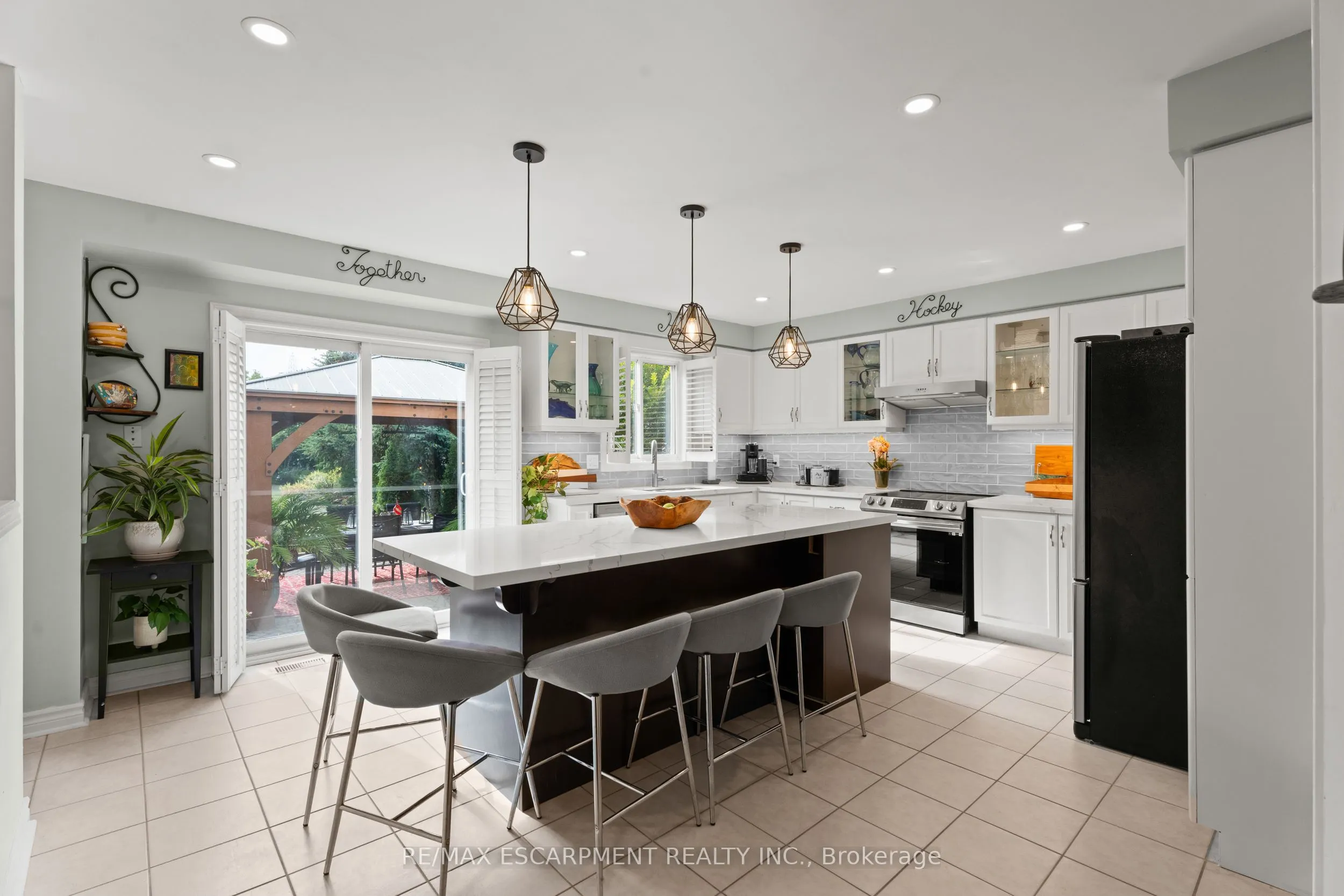 251 Hawkswood Trail