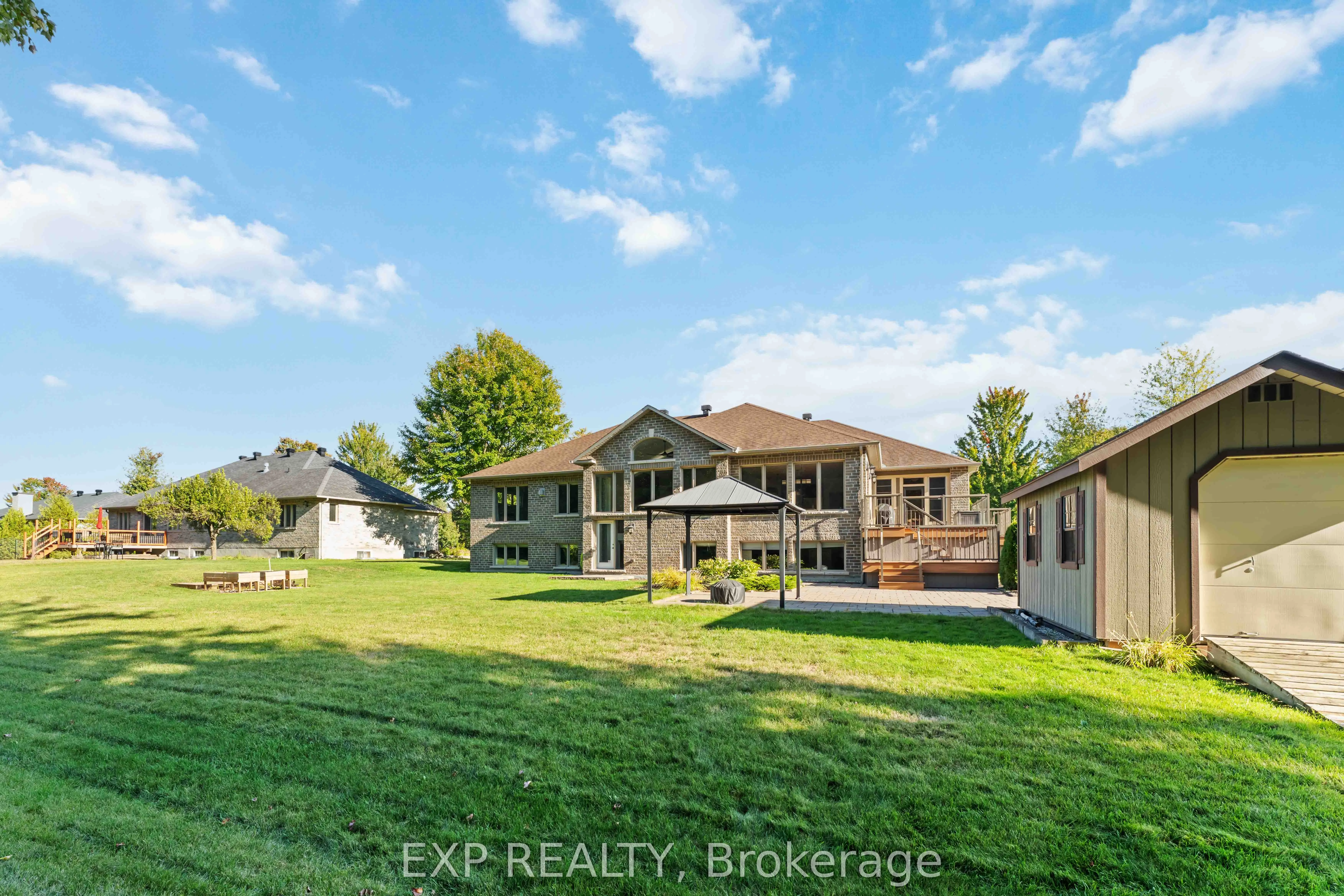 6805 Pebble Trail Way
