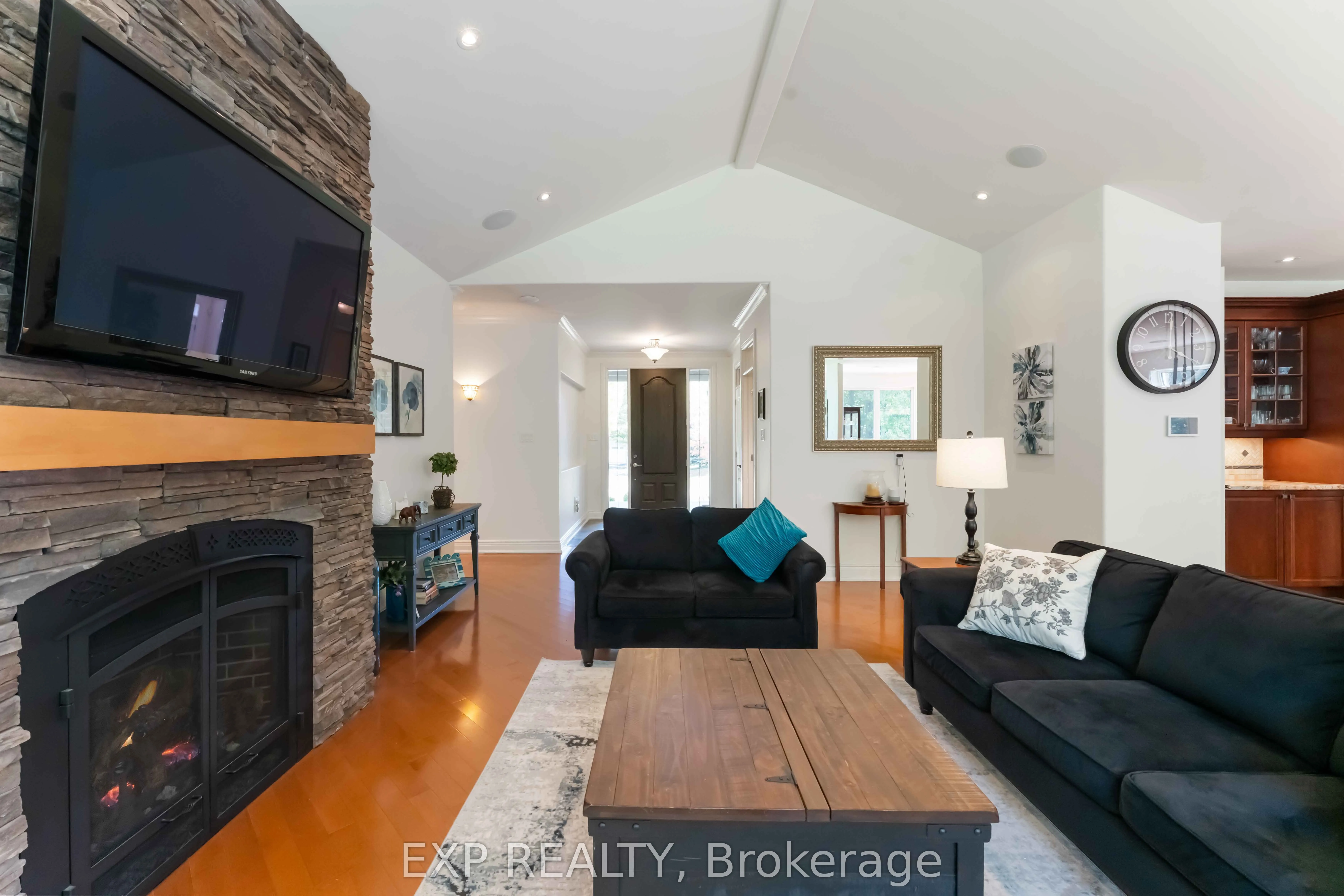 6805 Pebble Trail Way