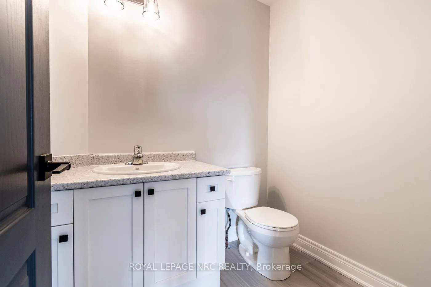 121A Moffatt Street, #20