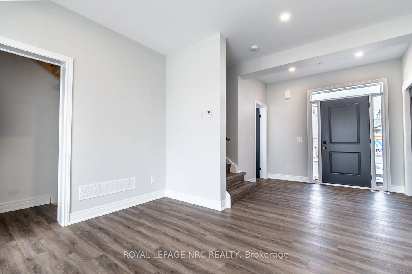 121A Moffatt Street, #20