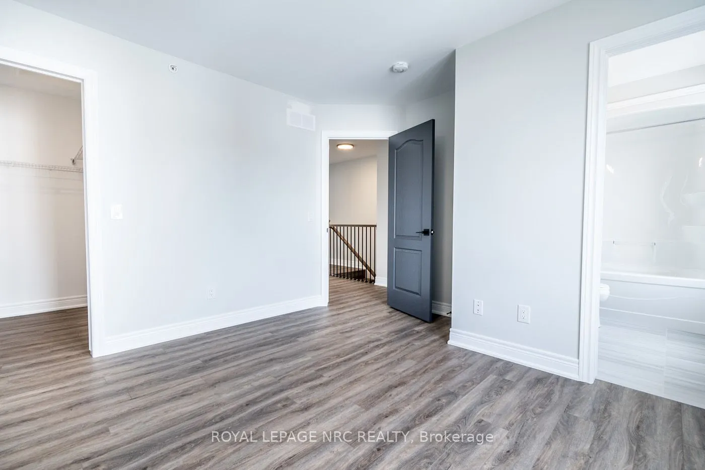 121A Moffatt Street, #20