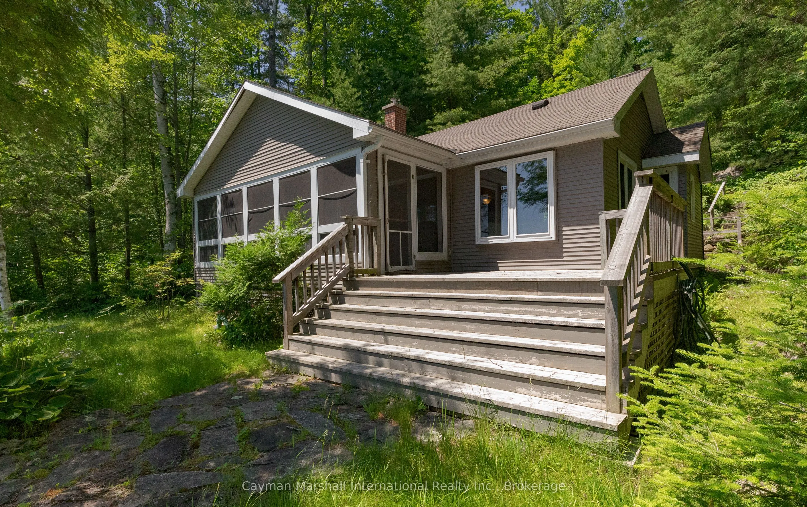 1114 North Burnt Island Road