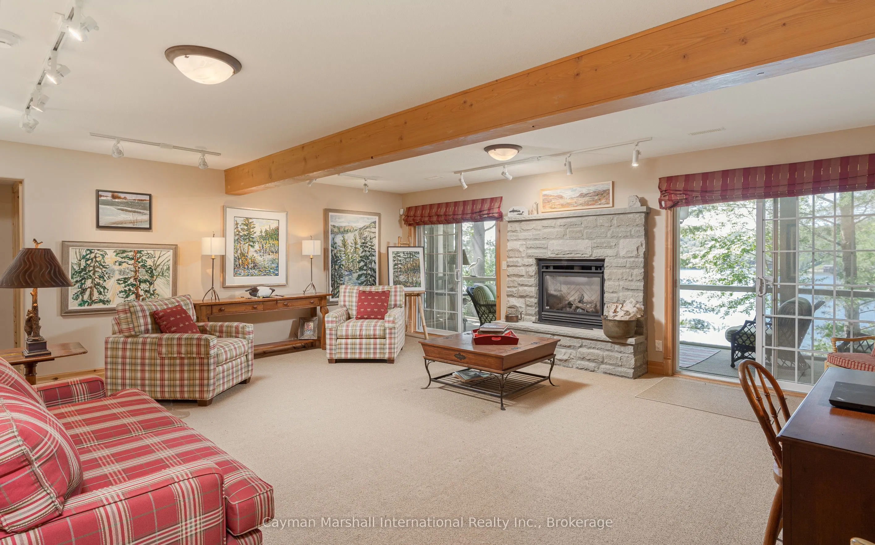 1114 North Burnt Island Road