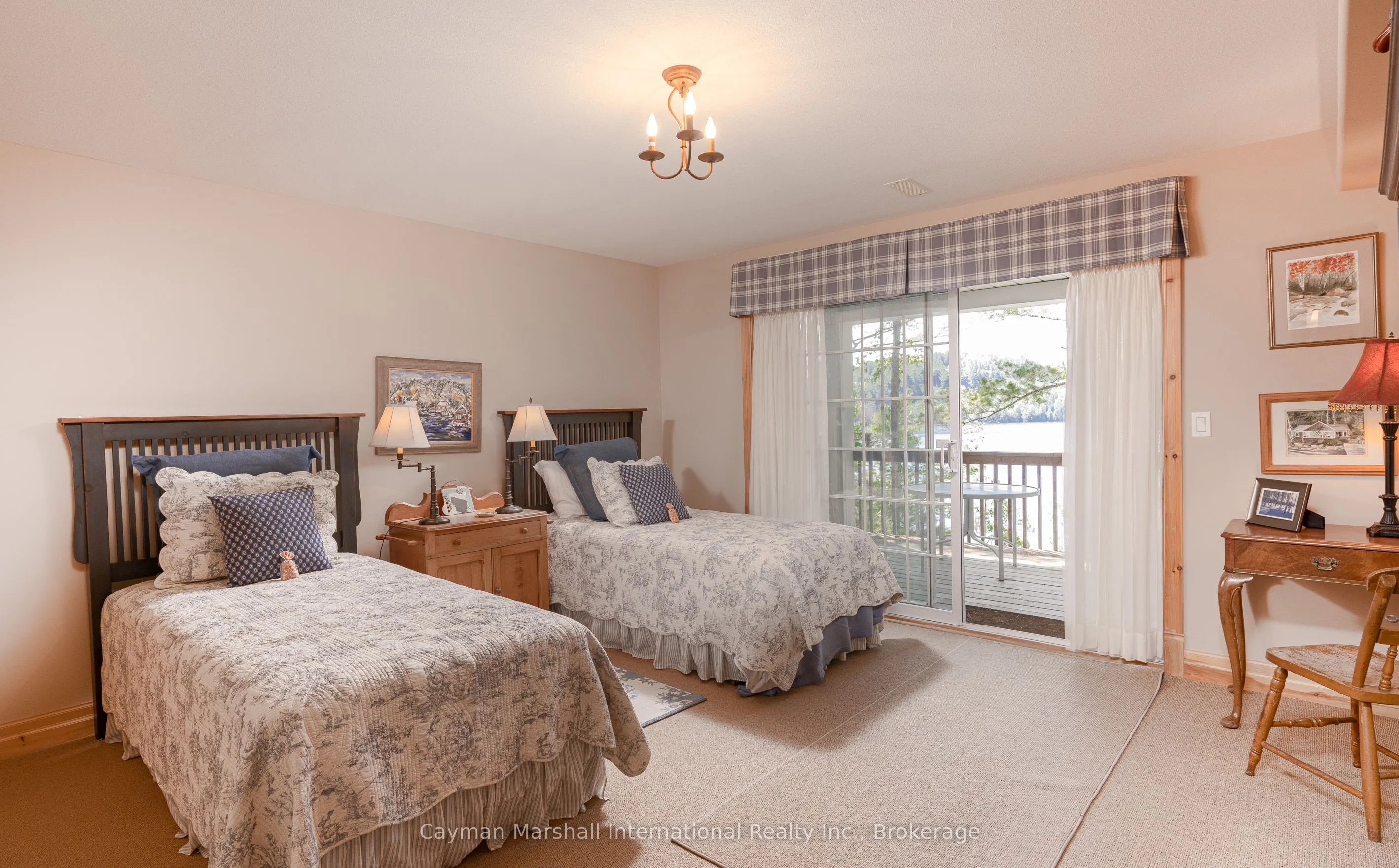 1114 North Burnt Island Road