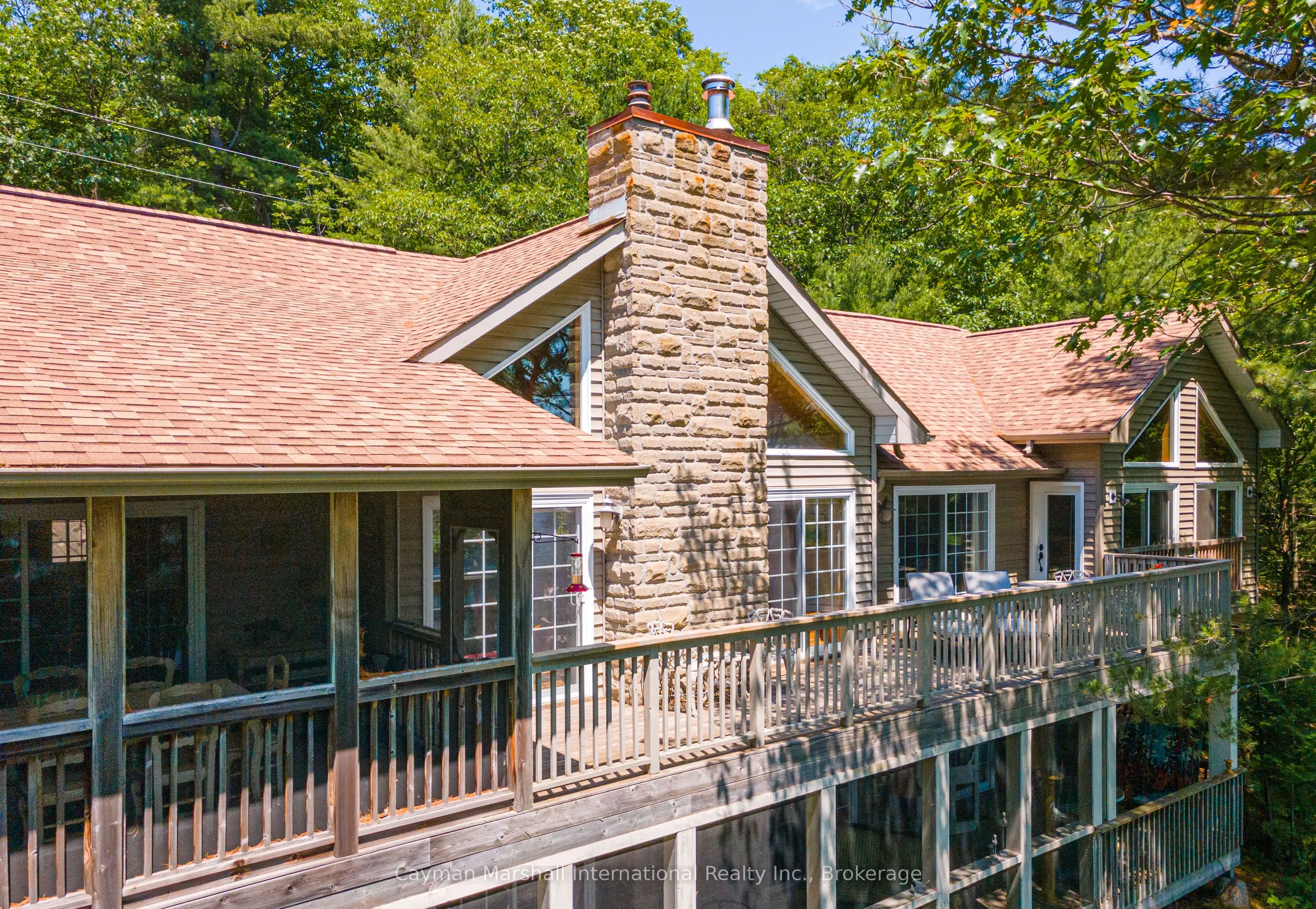 1114 North Burnt Island Road