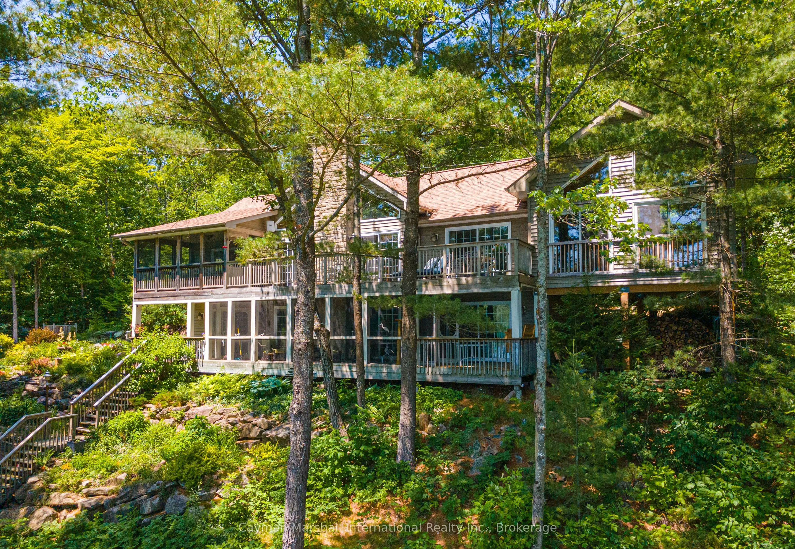1114 North Burnt Island Road