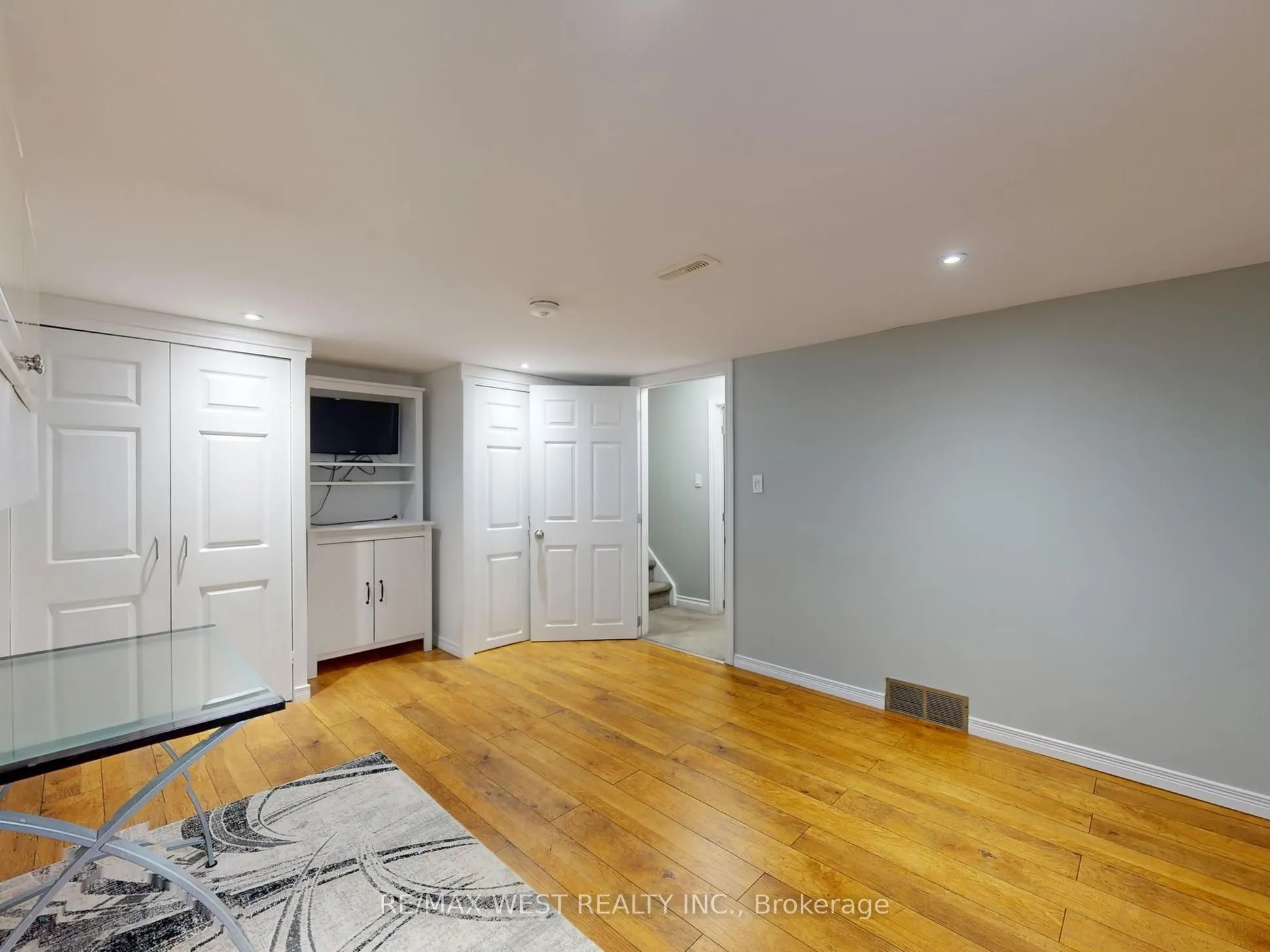 187 Broken Oak Crescent