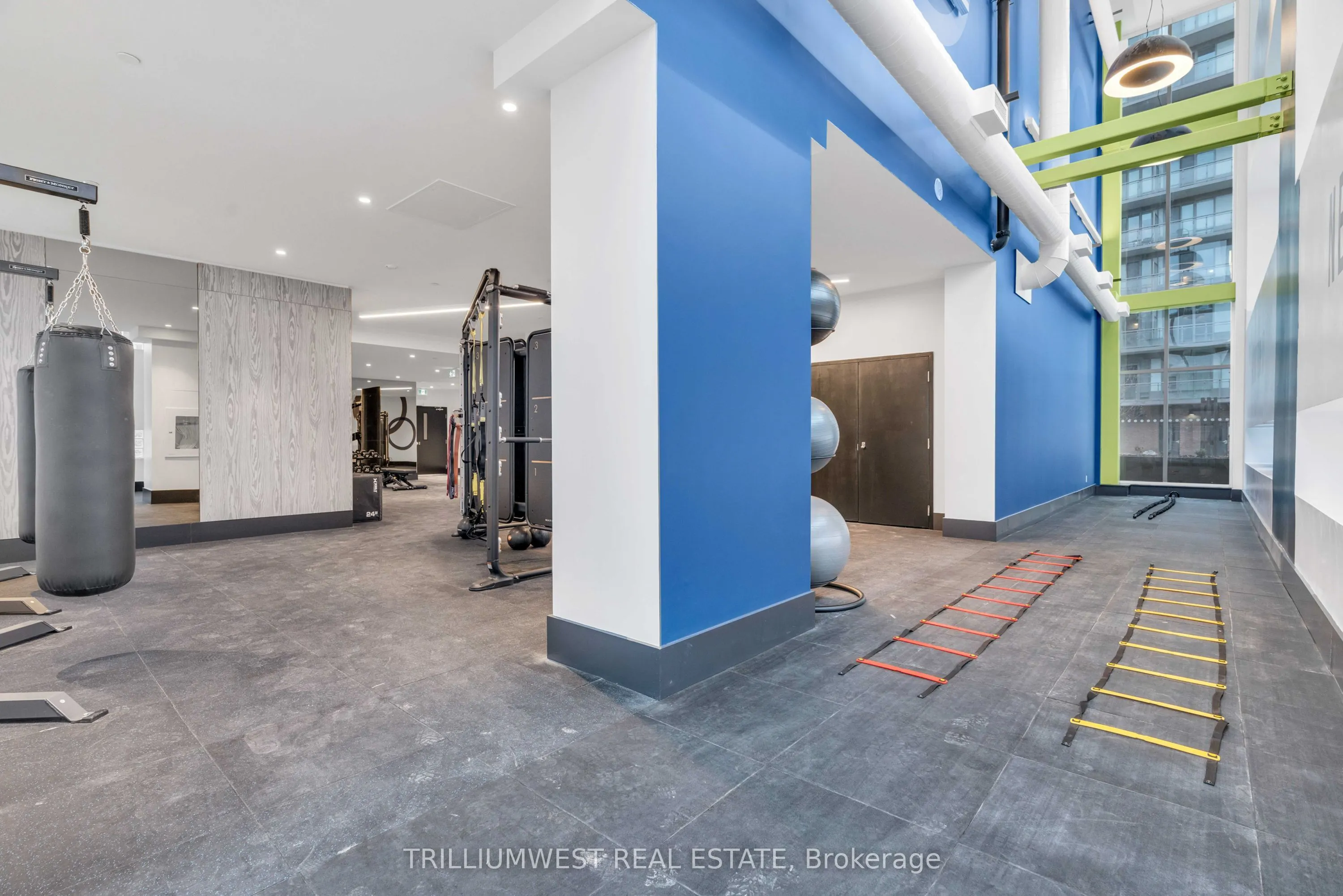 55 Duke Street W, #1210