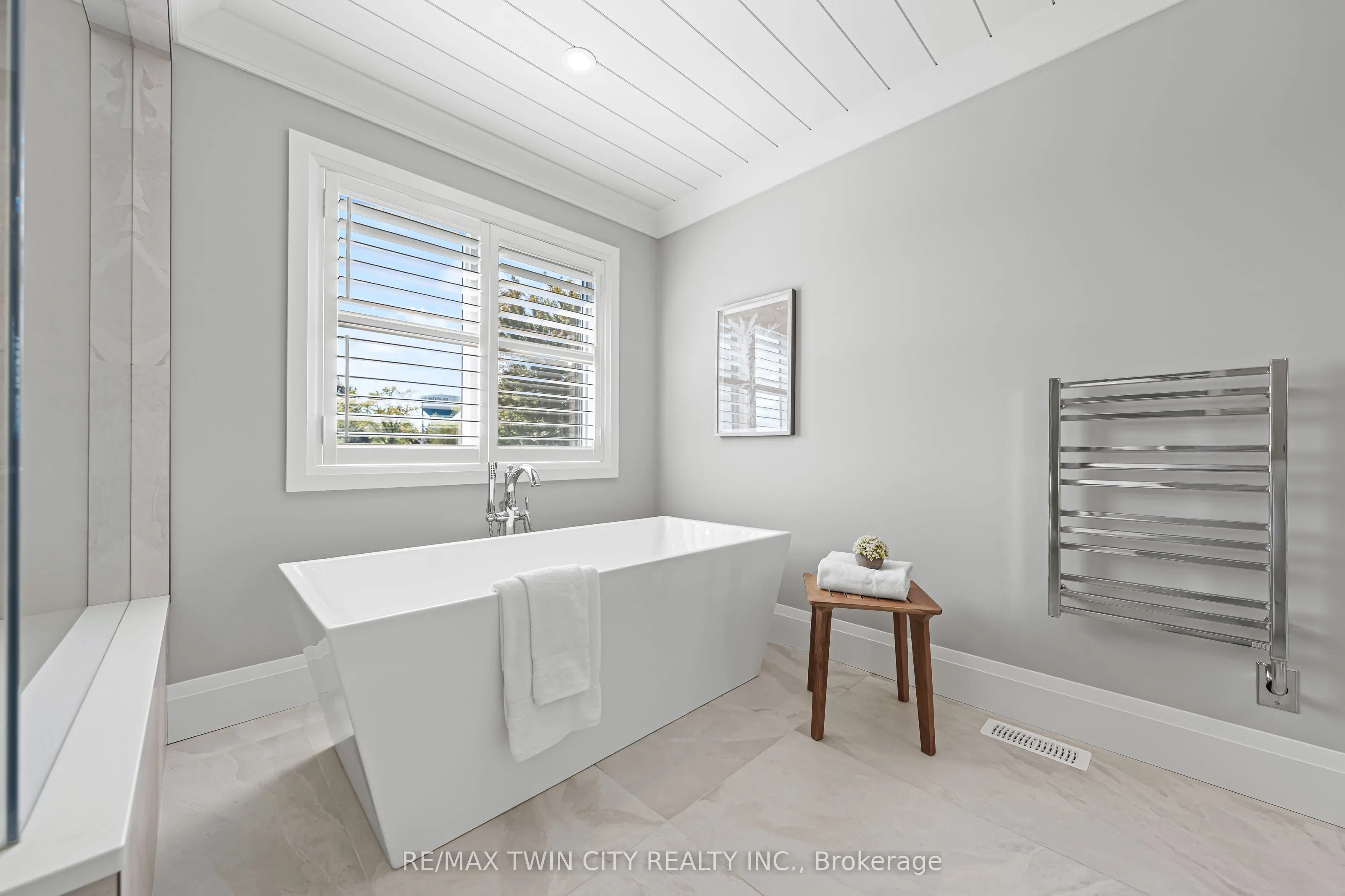 333 Westpark Crescent