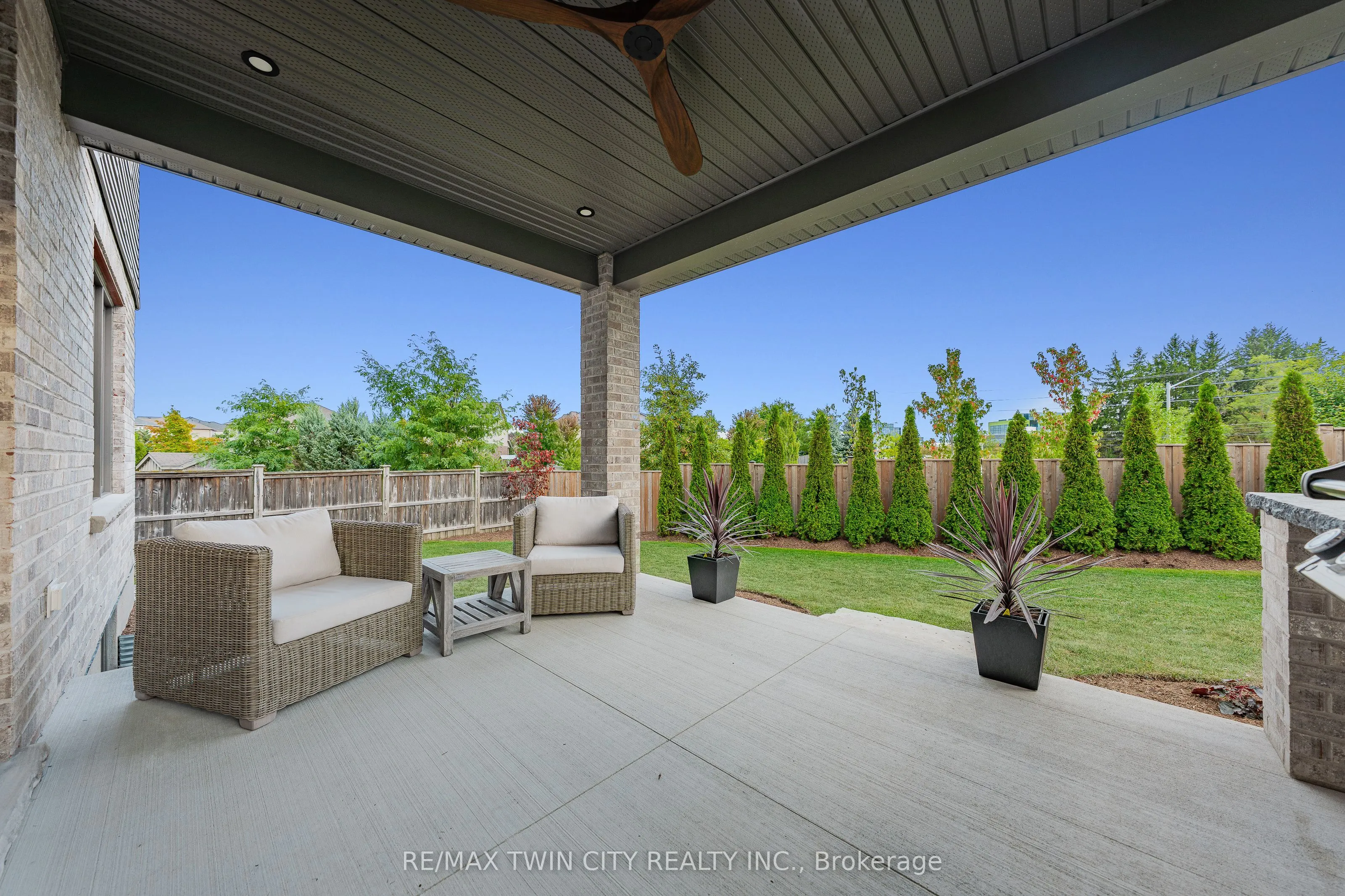 333 Westpark Crescent