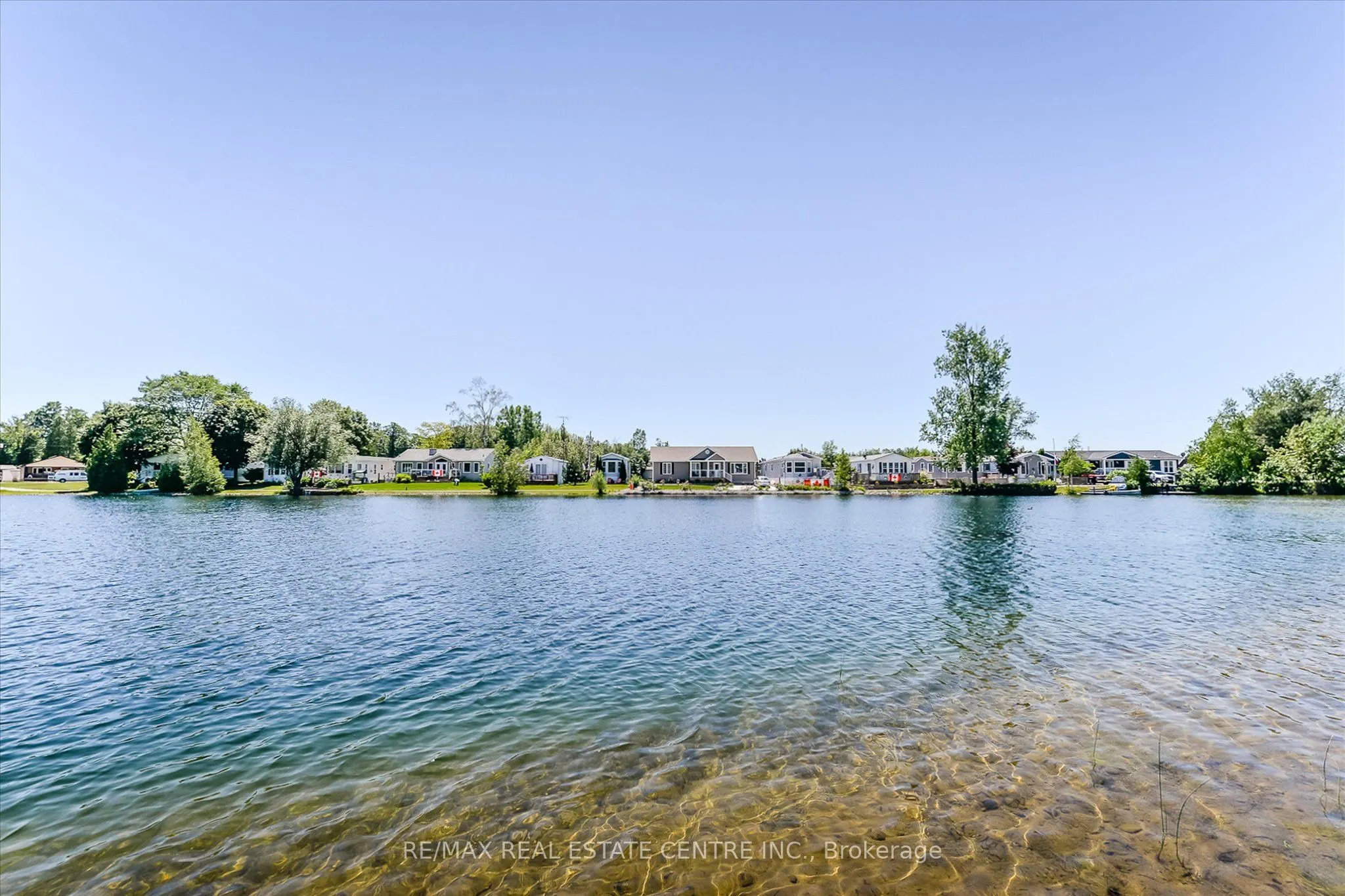 72 Ash PVT Avenue