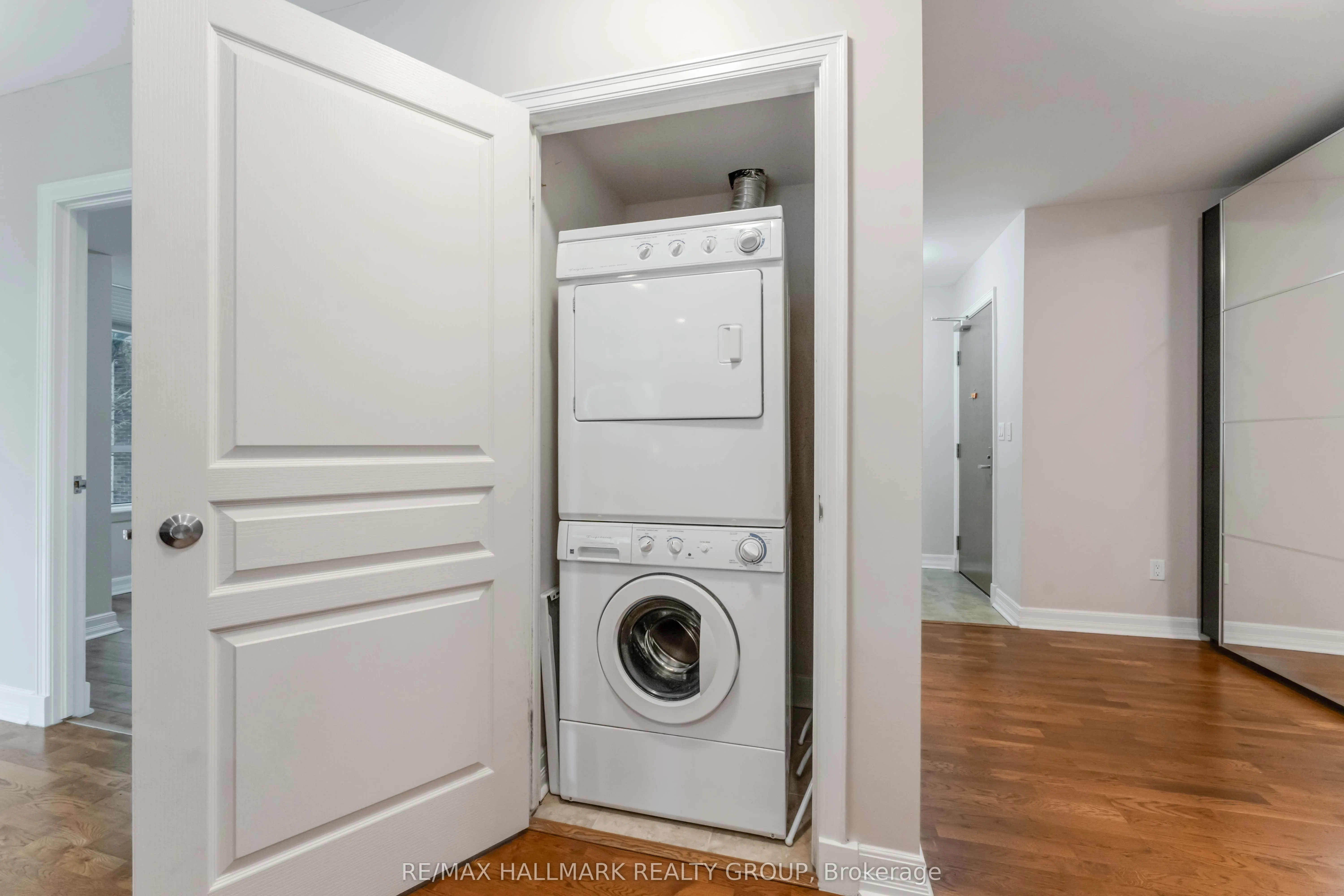 200 Besserer Street, #204