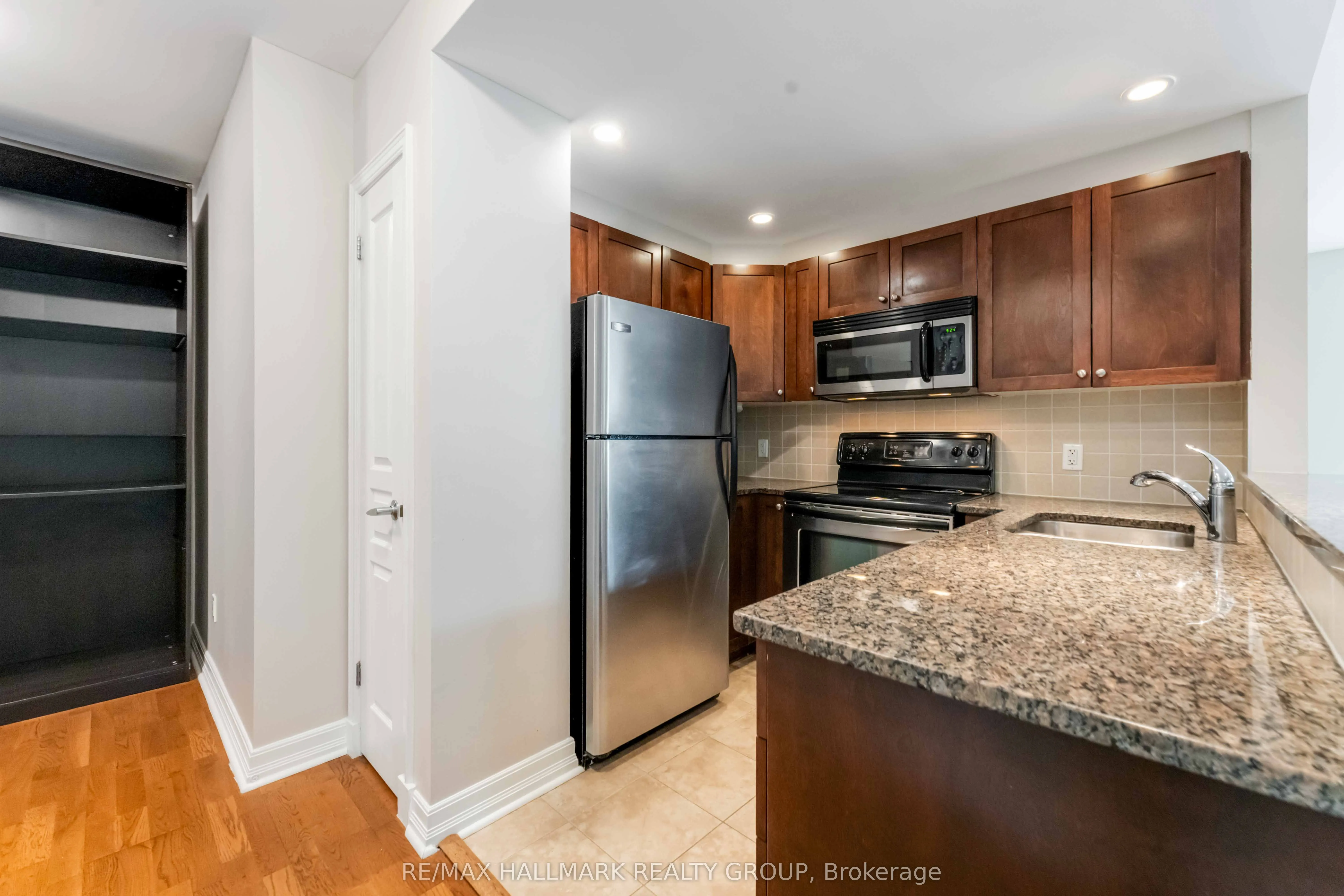 200 Besserer Street, #204