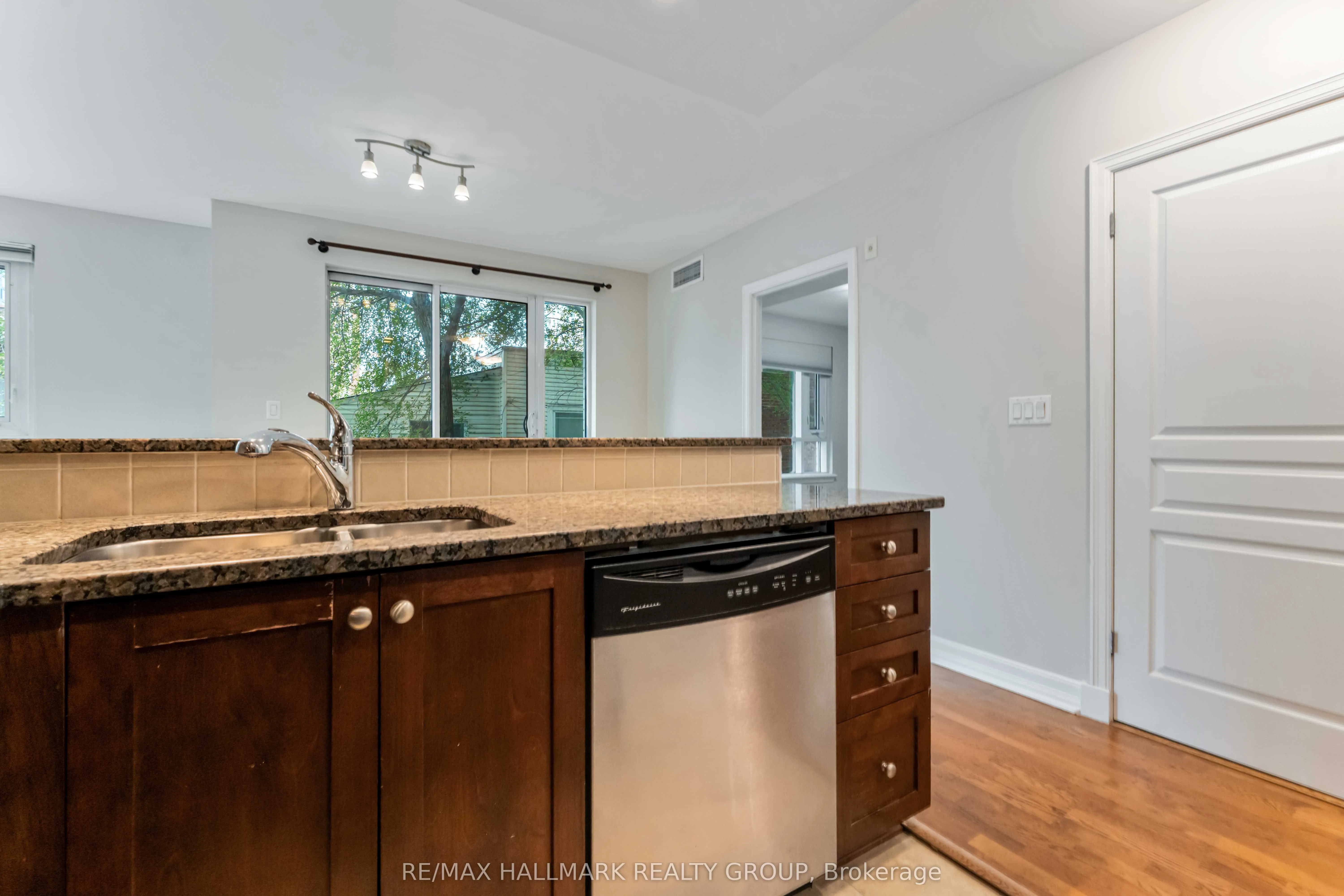 200 Besserer Street, #204
