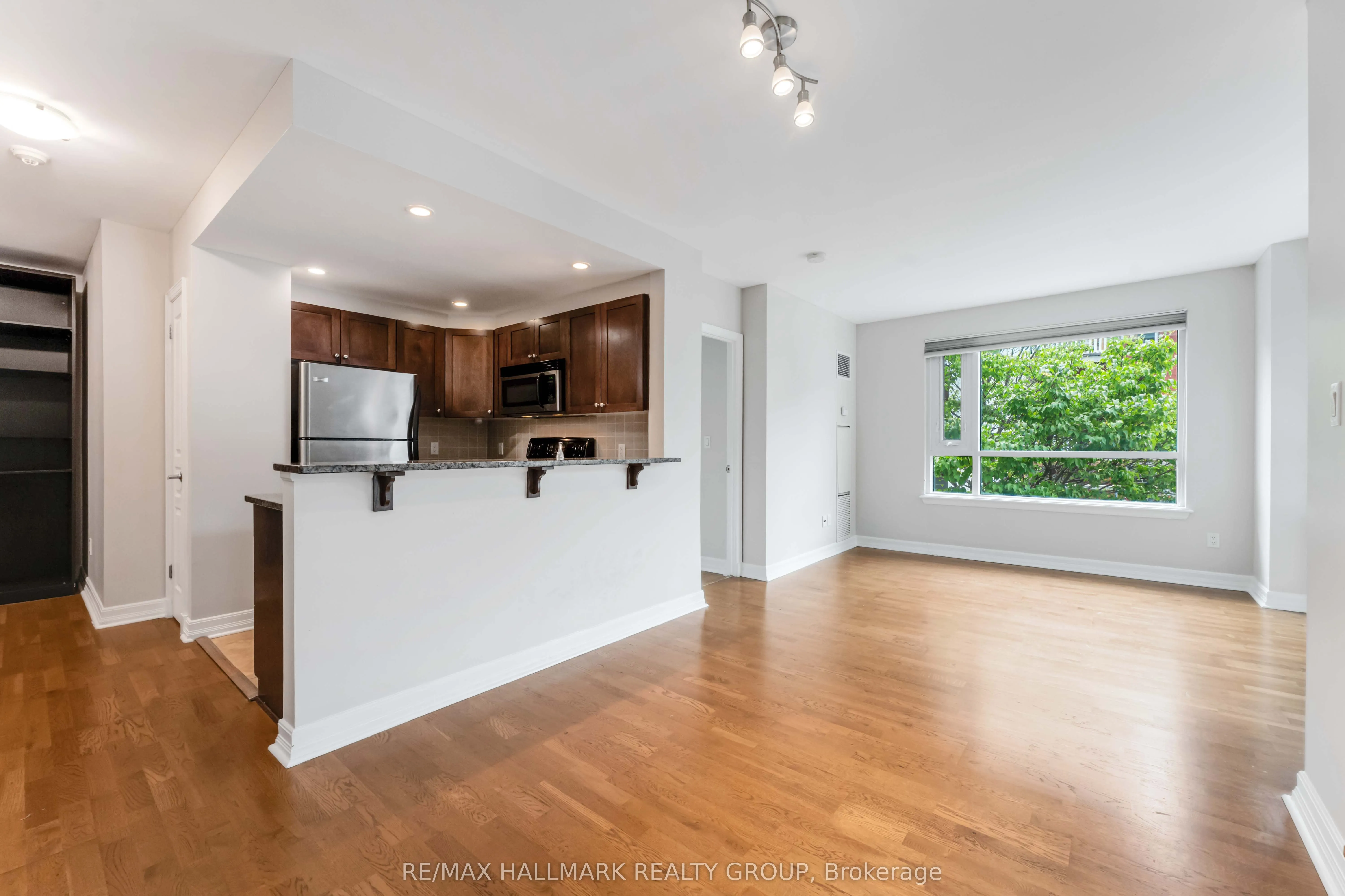 200 Besserer Street, #204
