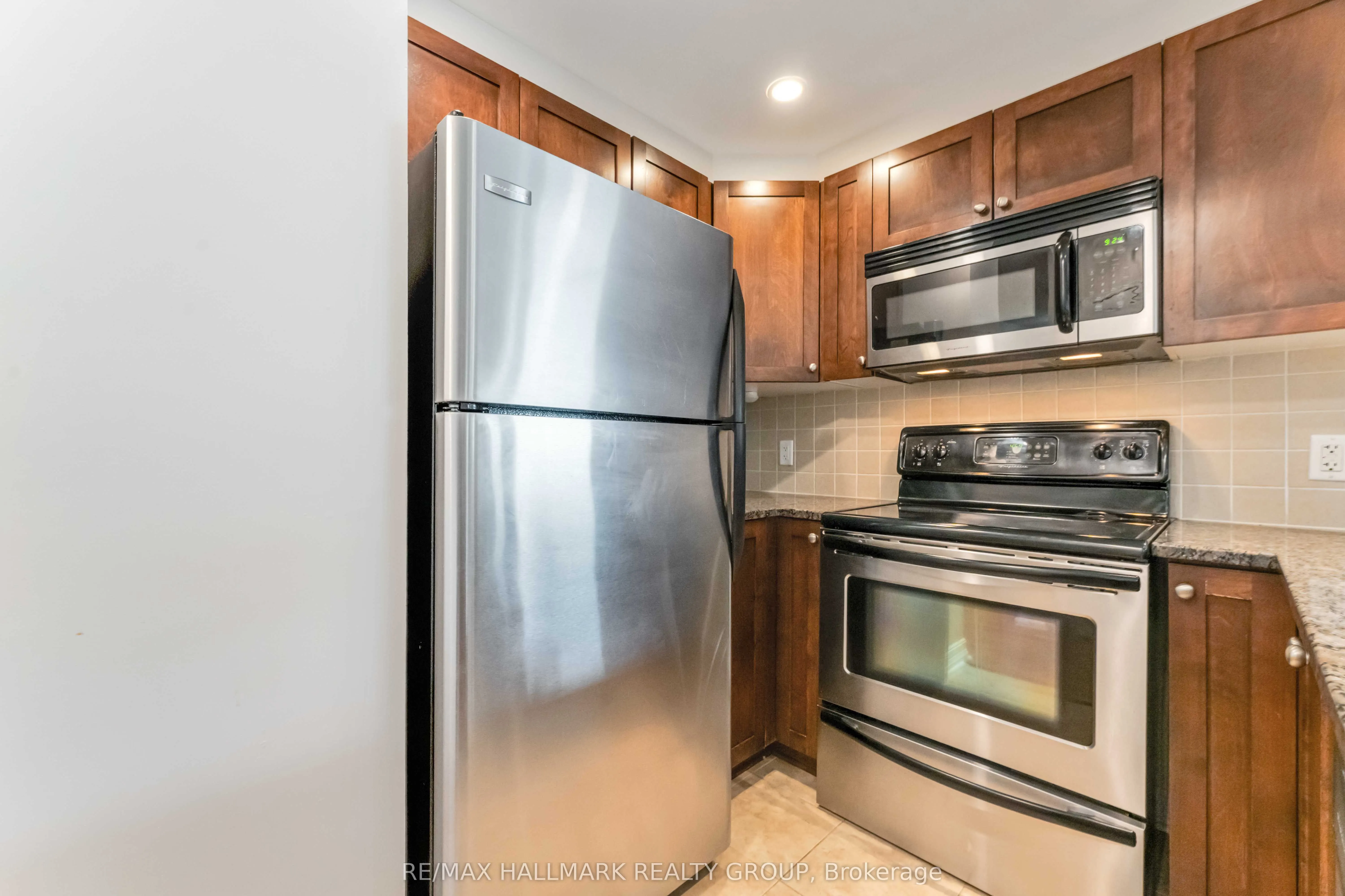 200 Besserer Street, #204