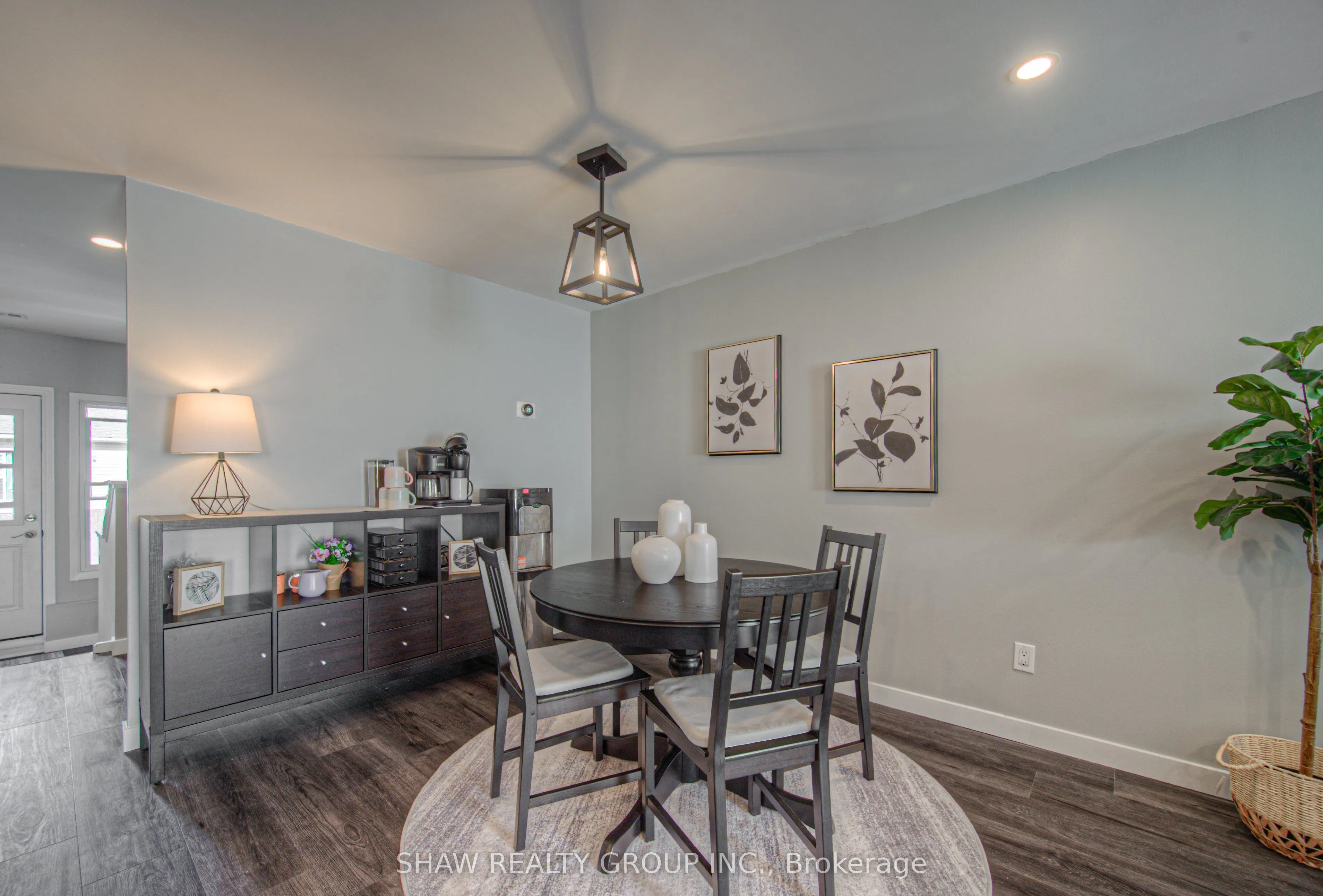 65 Glamis Road, #83