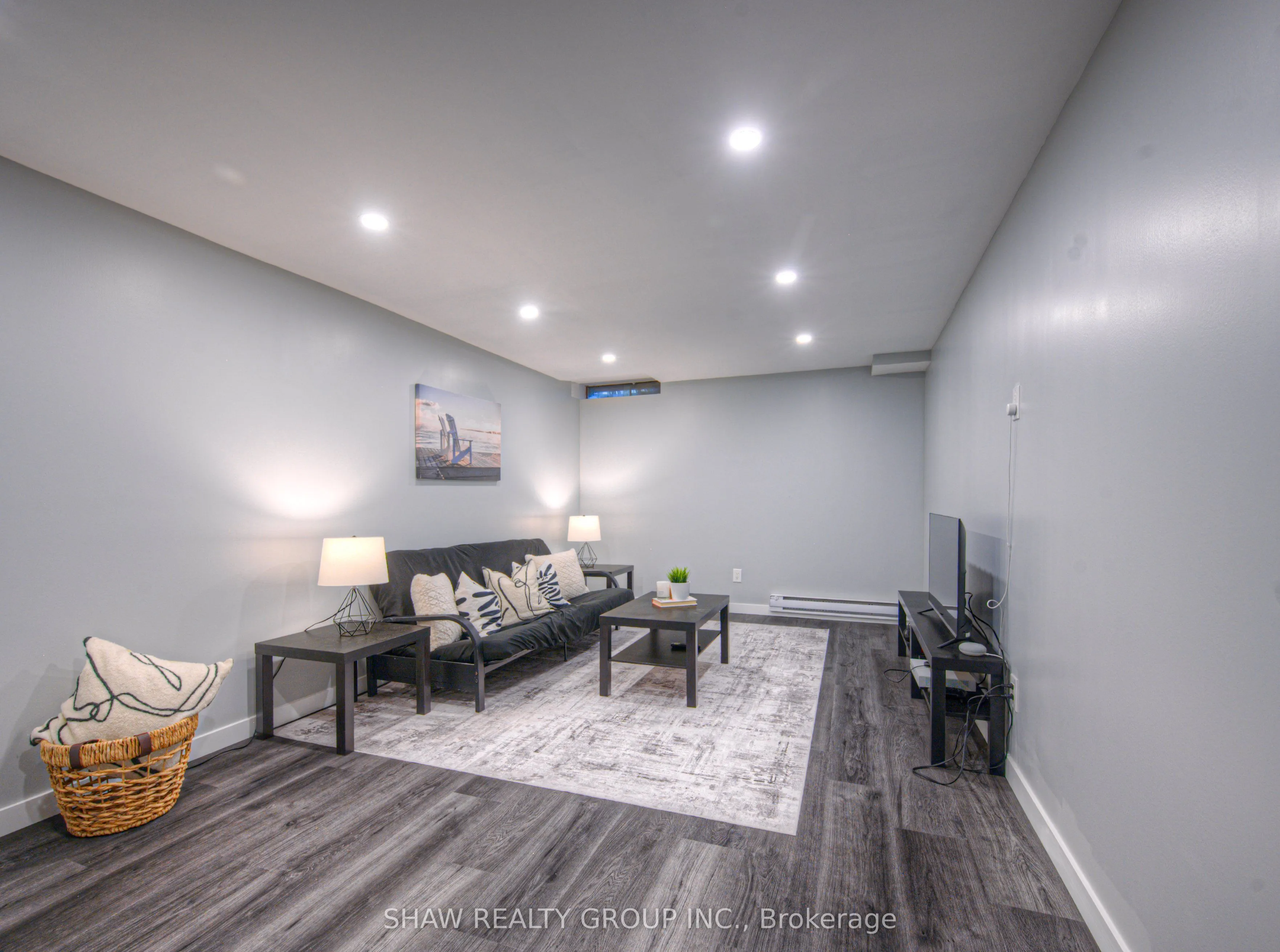 65 Glamis Road, #83