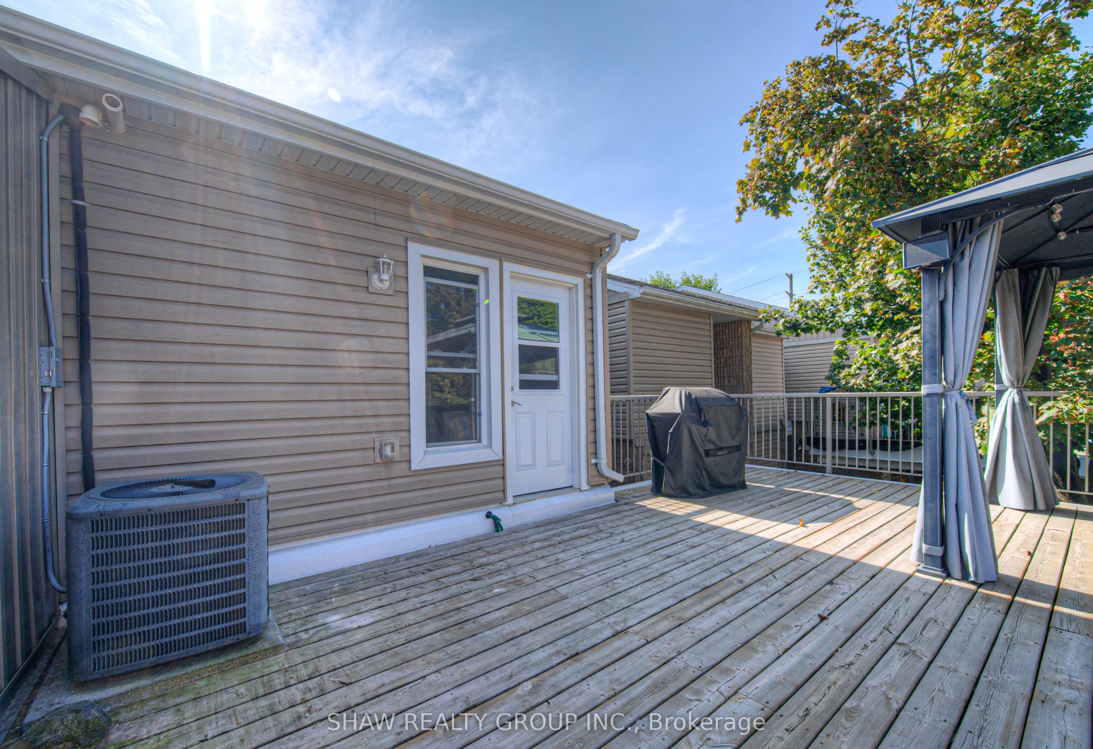 65 Glamis Road, #83