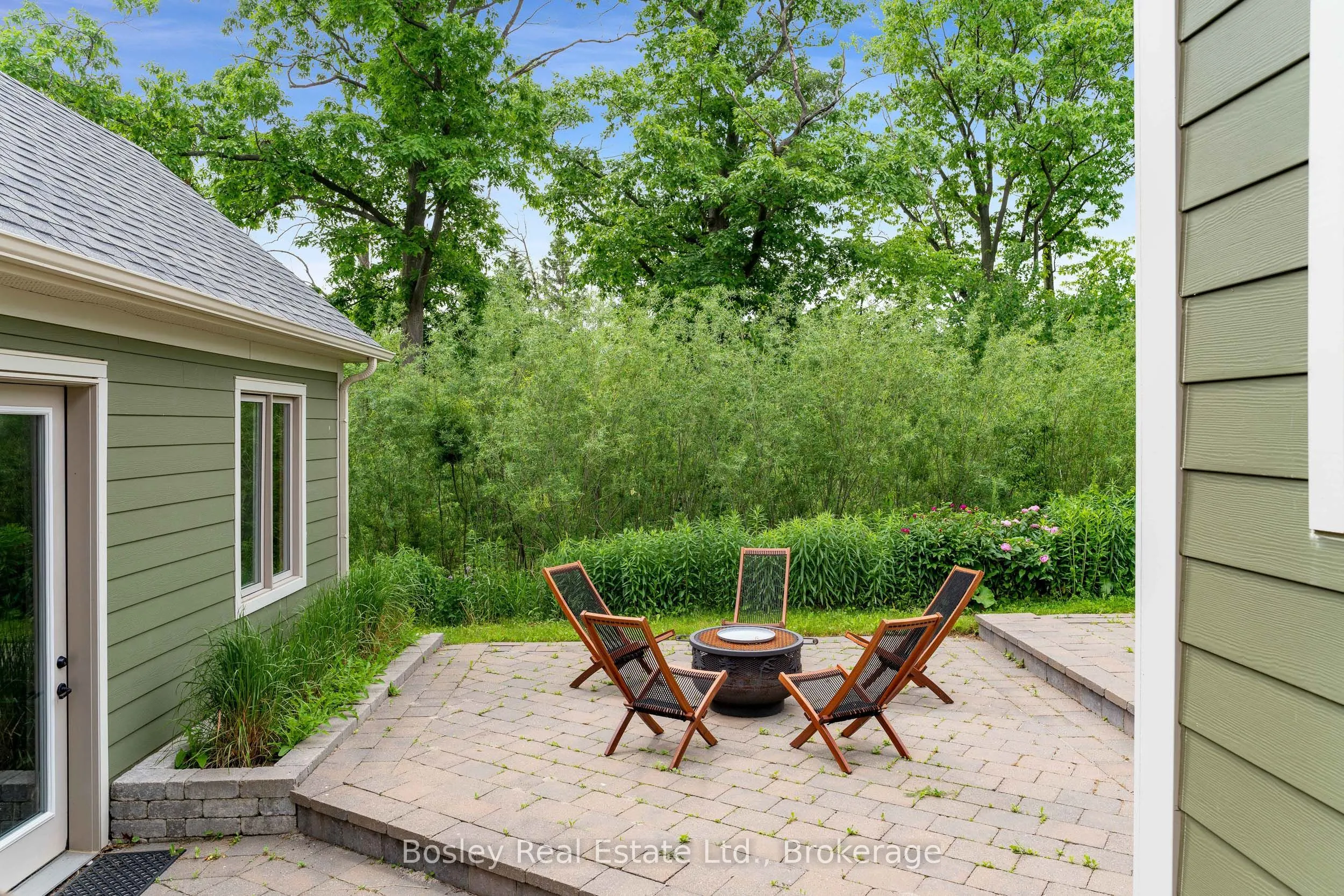 146 Snow Apple Crescent