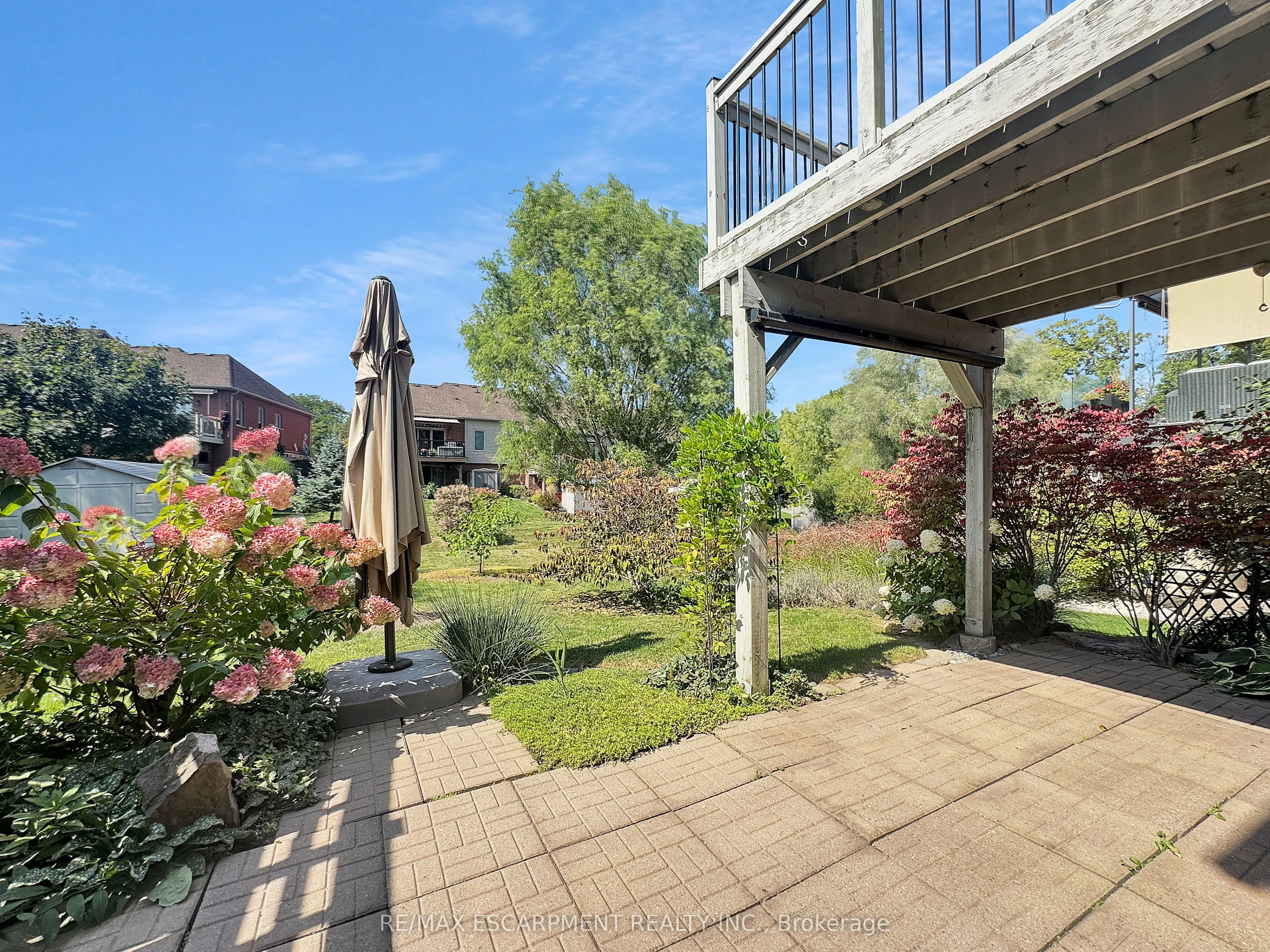 15 Iron Bridge Court
