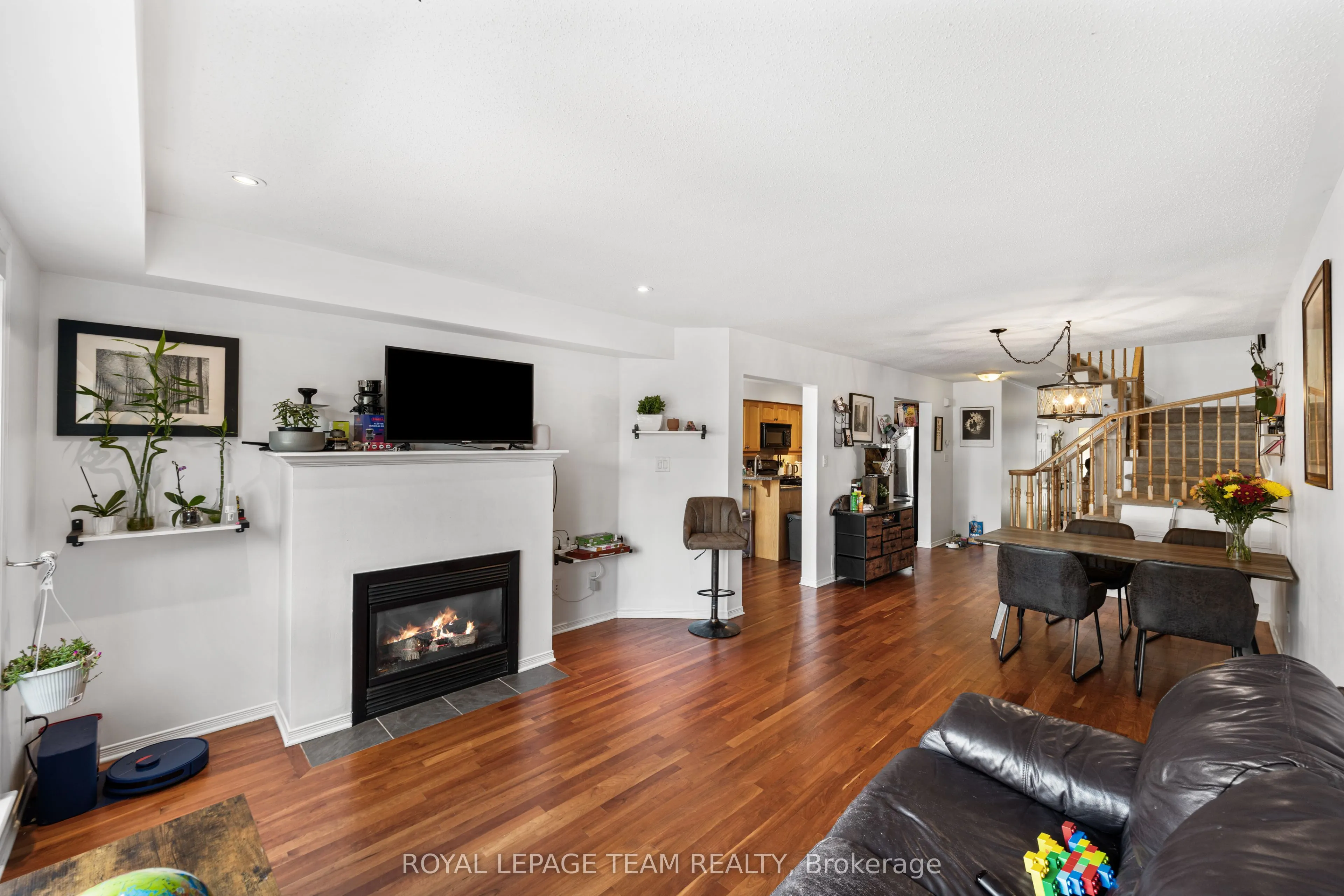 30 Goldthorpe Private