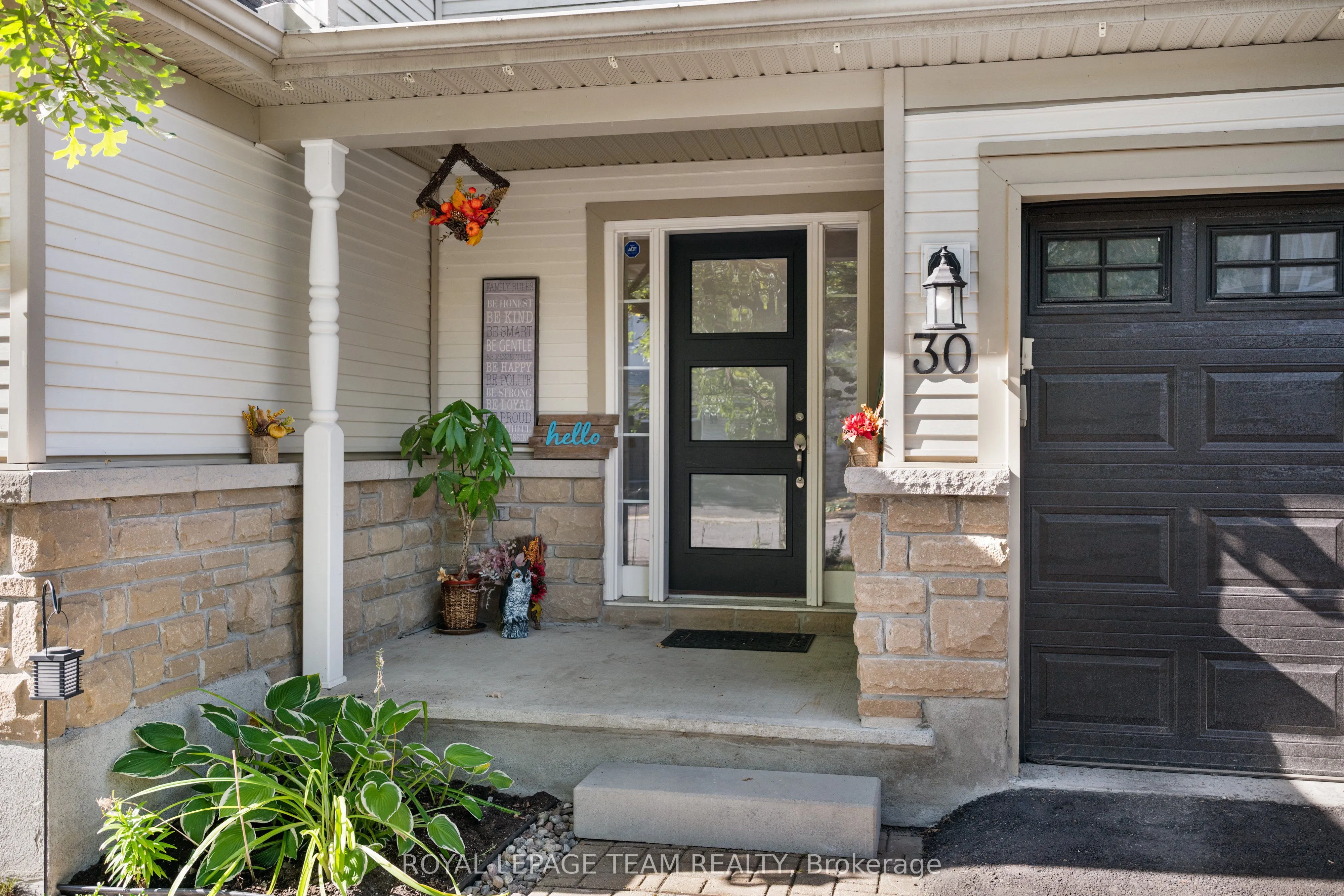 30 Goldthorpe Private