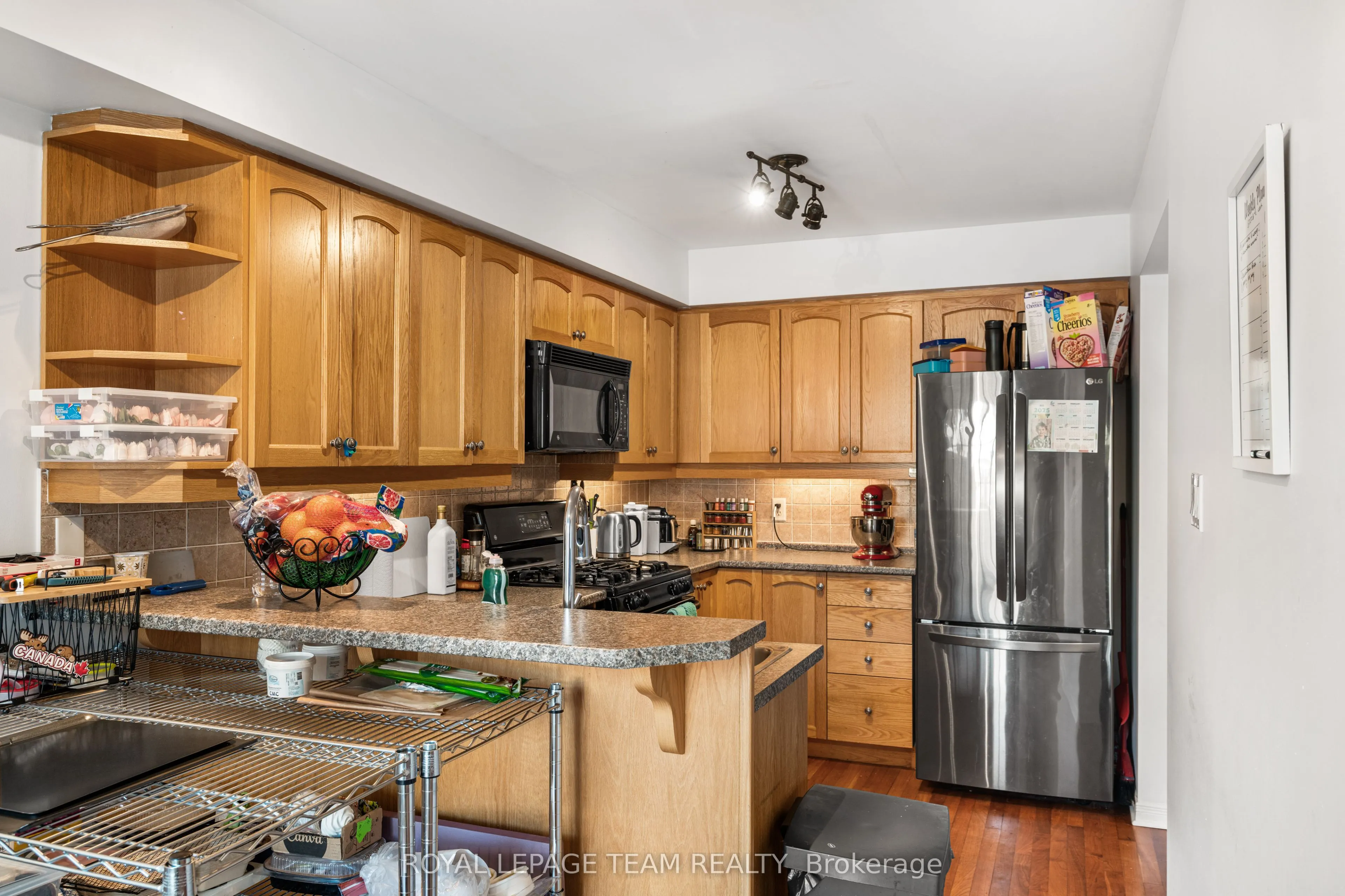 30 Goldthorpe Private