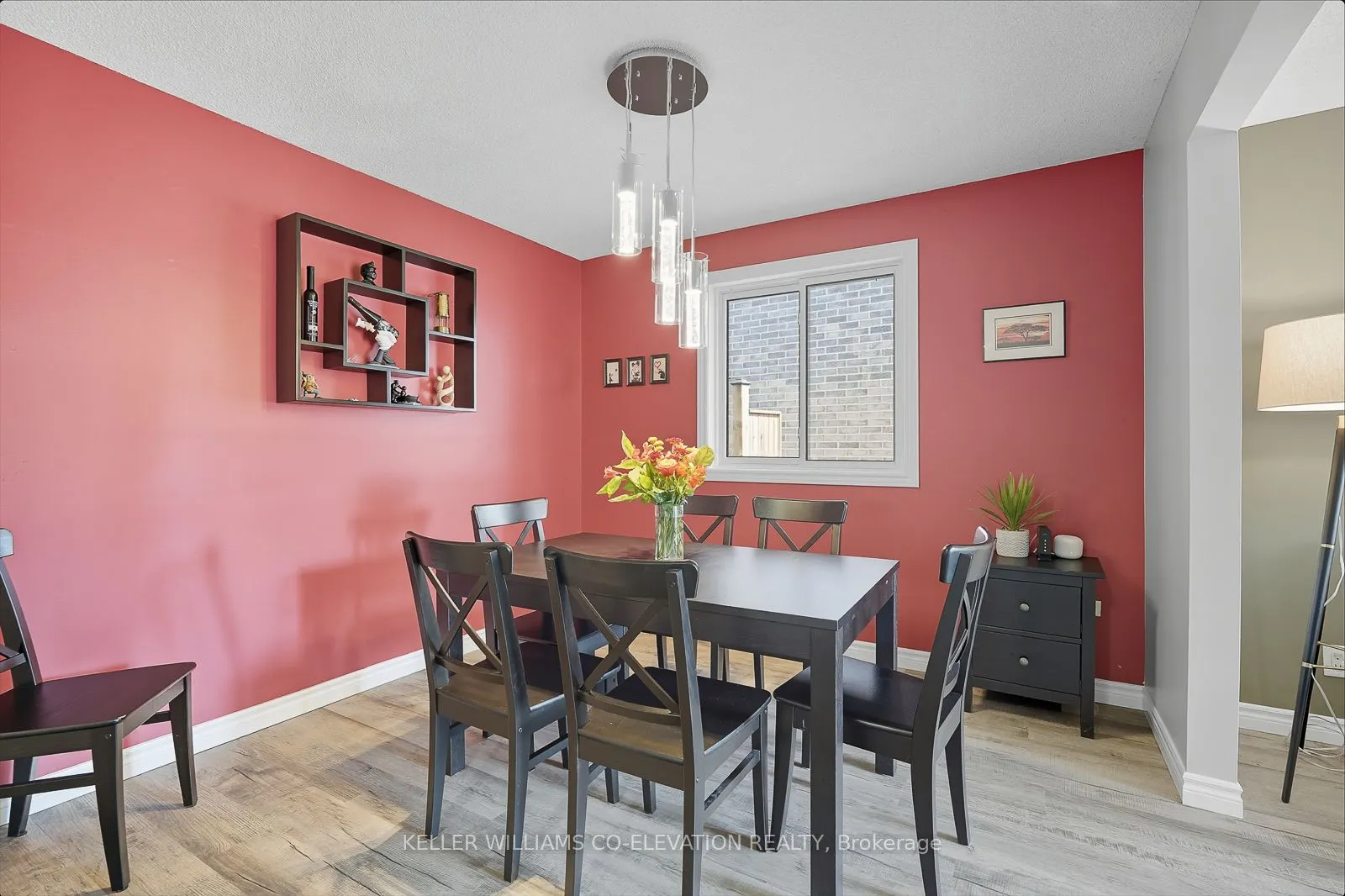 286 Tagge Crescent