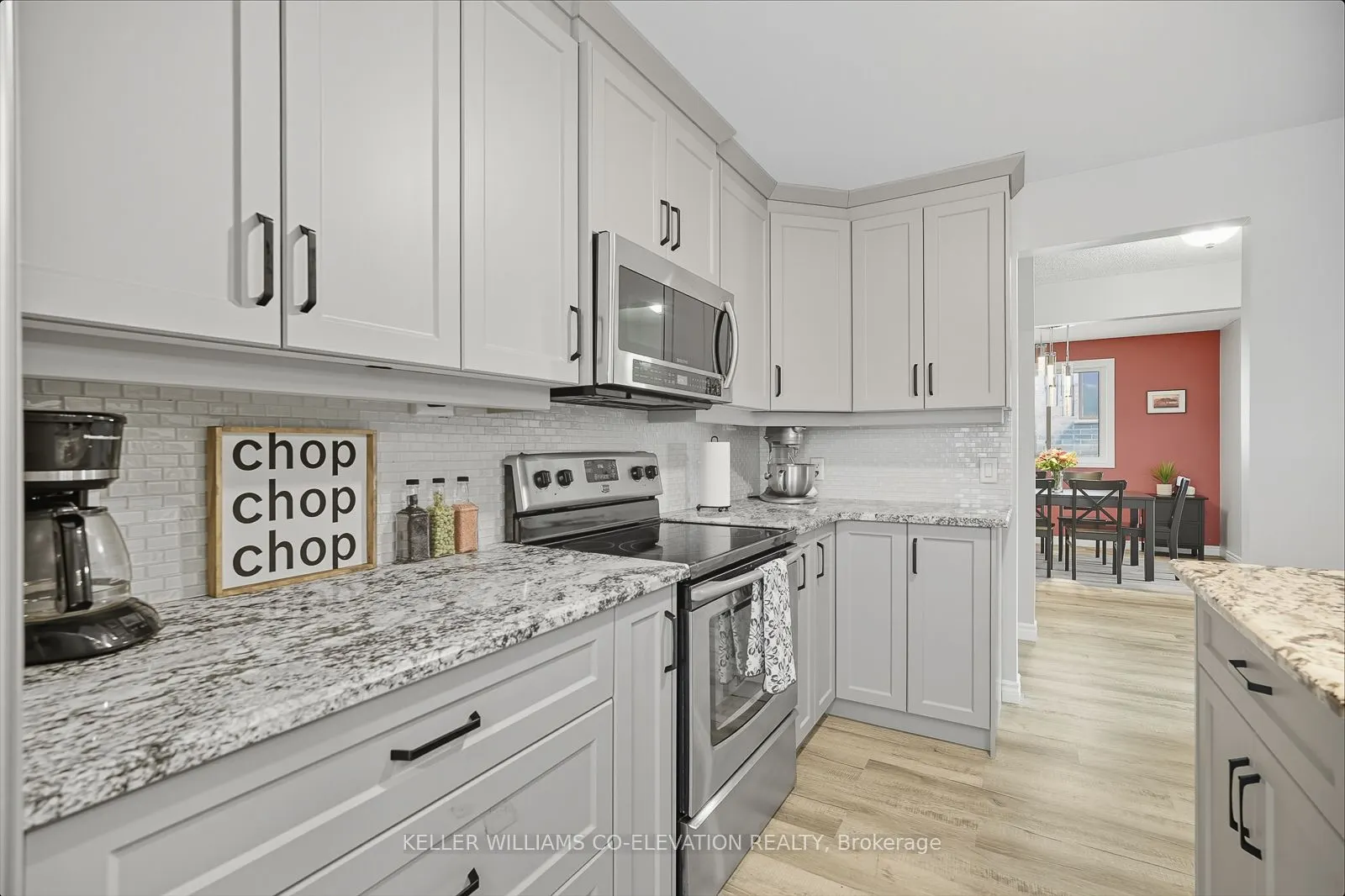 286 Tagge Crescent