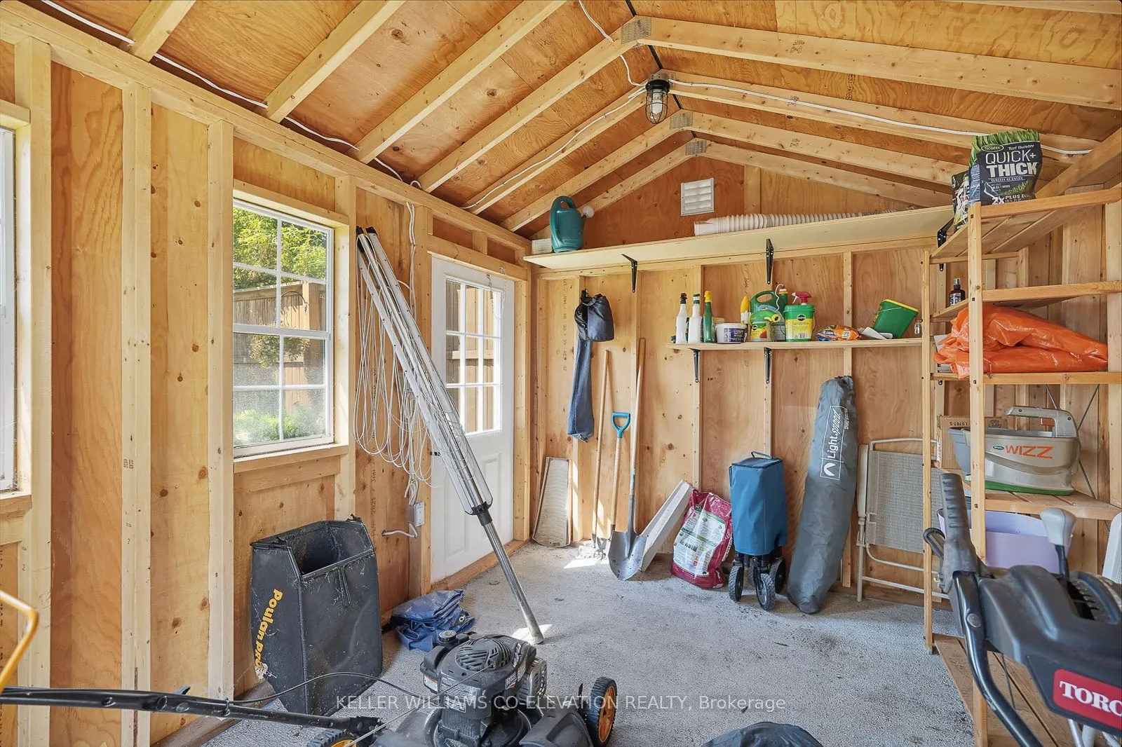 286 Tagge Crescent