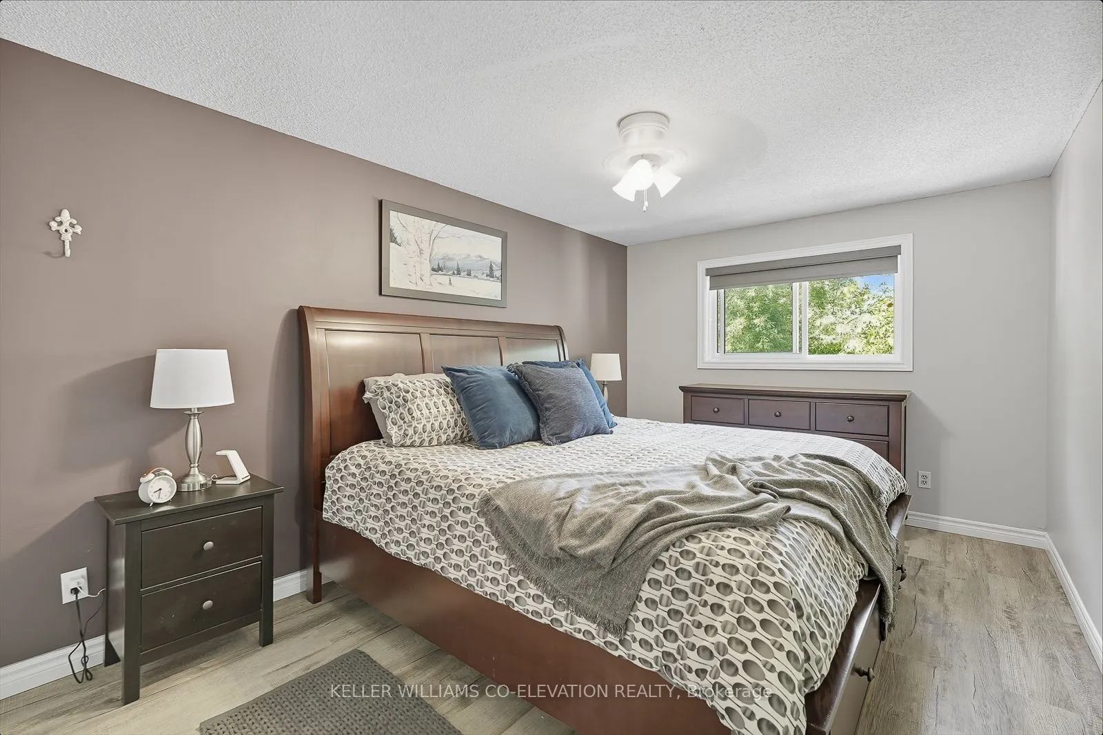 286 Tagge Crescent