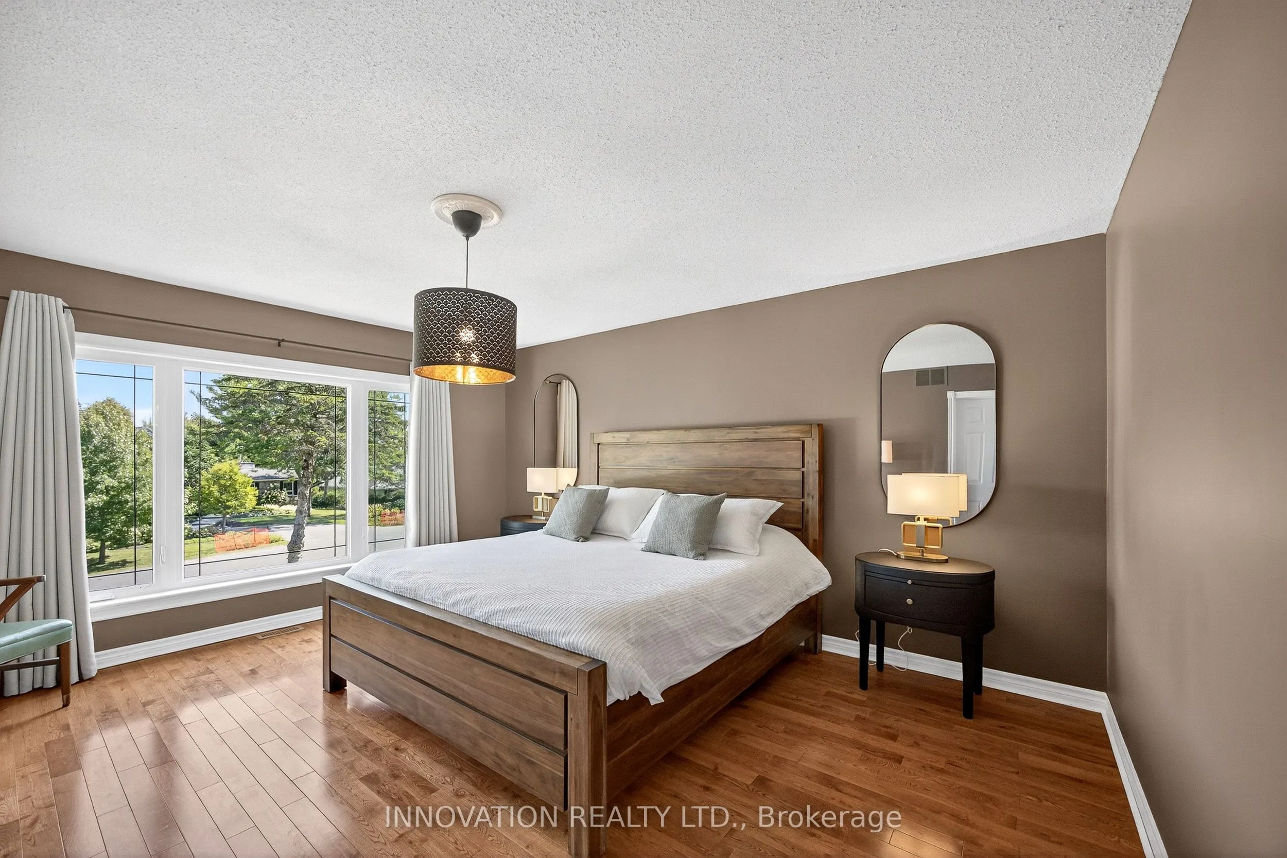 5558 South Island Park Drive