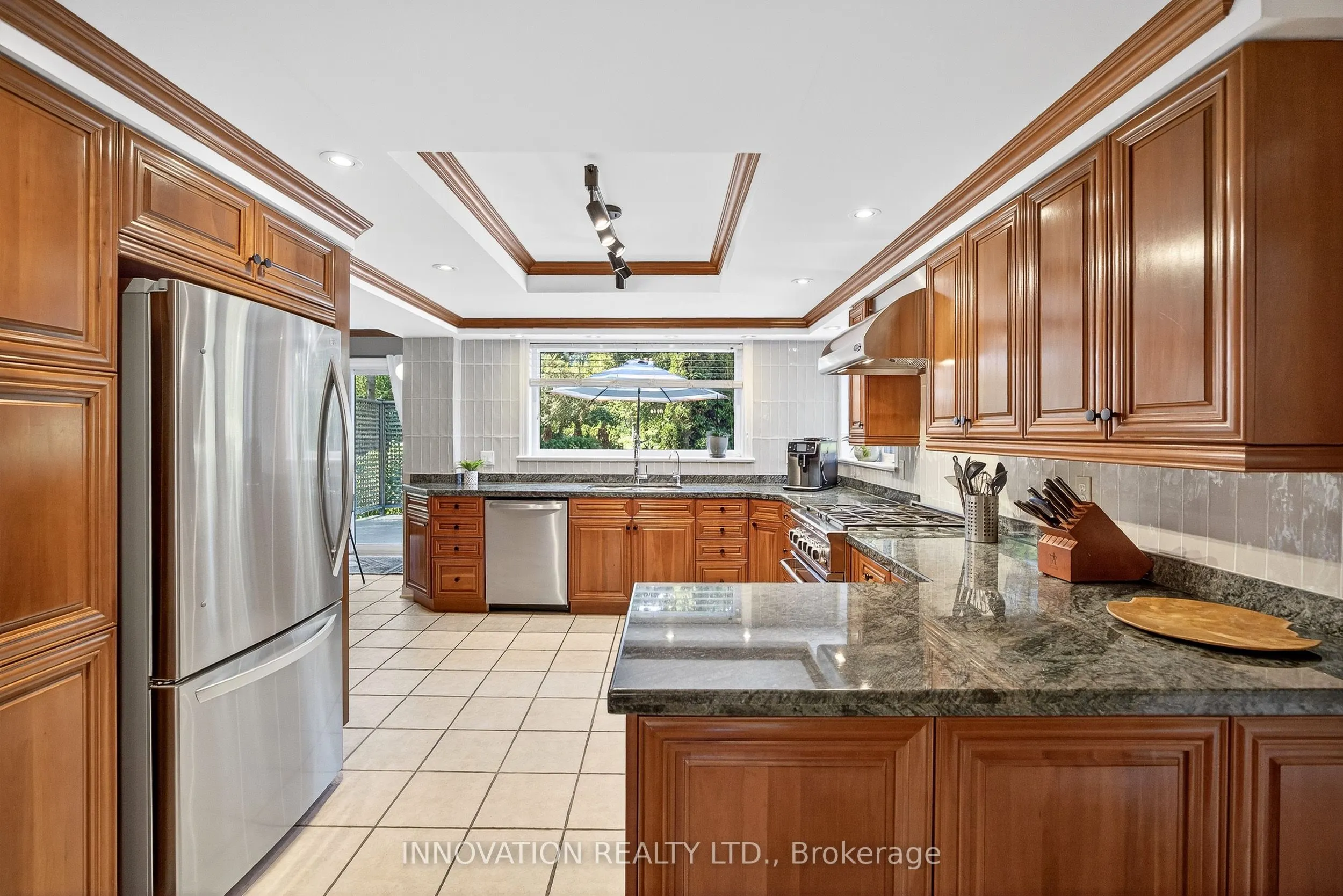 5558 South Island Park Drive
