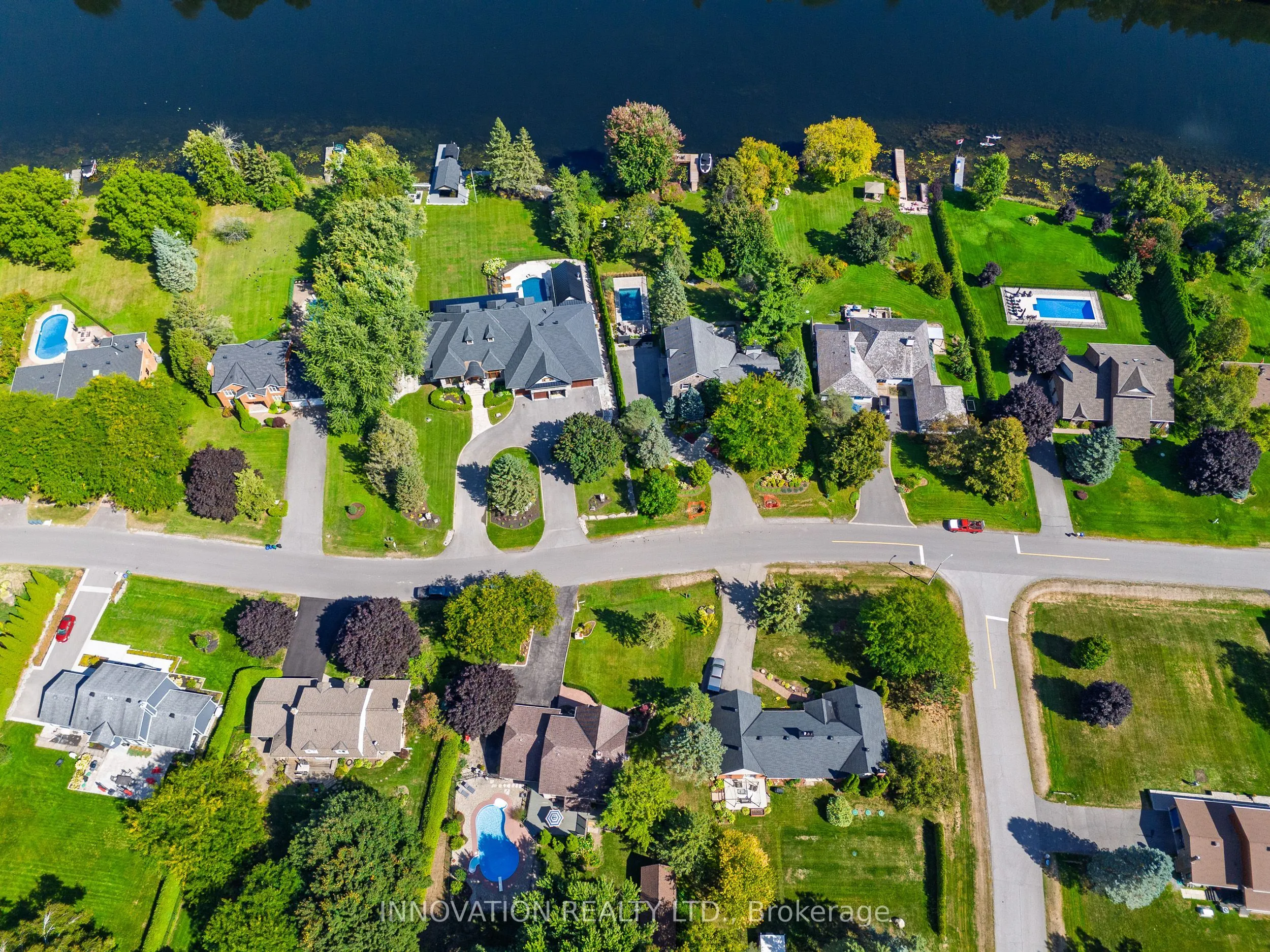 5558 South Island Park Drive