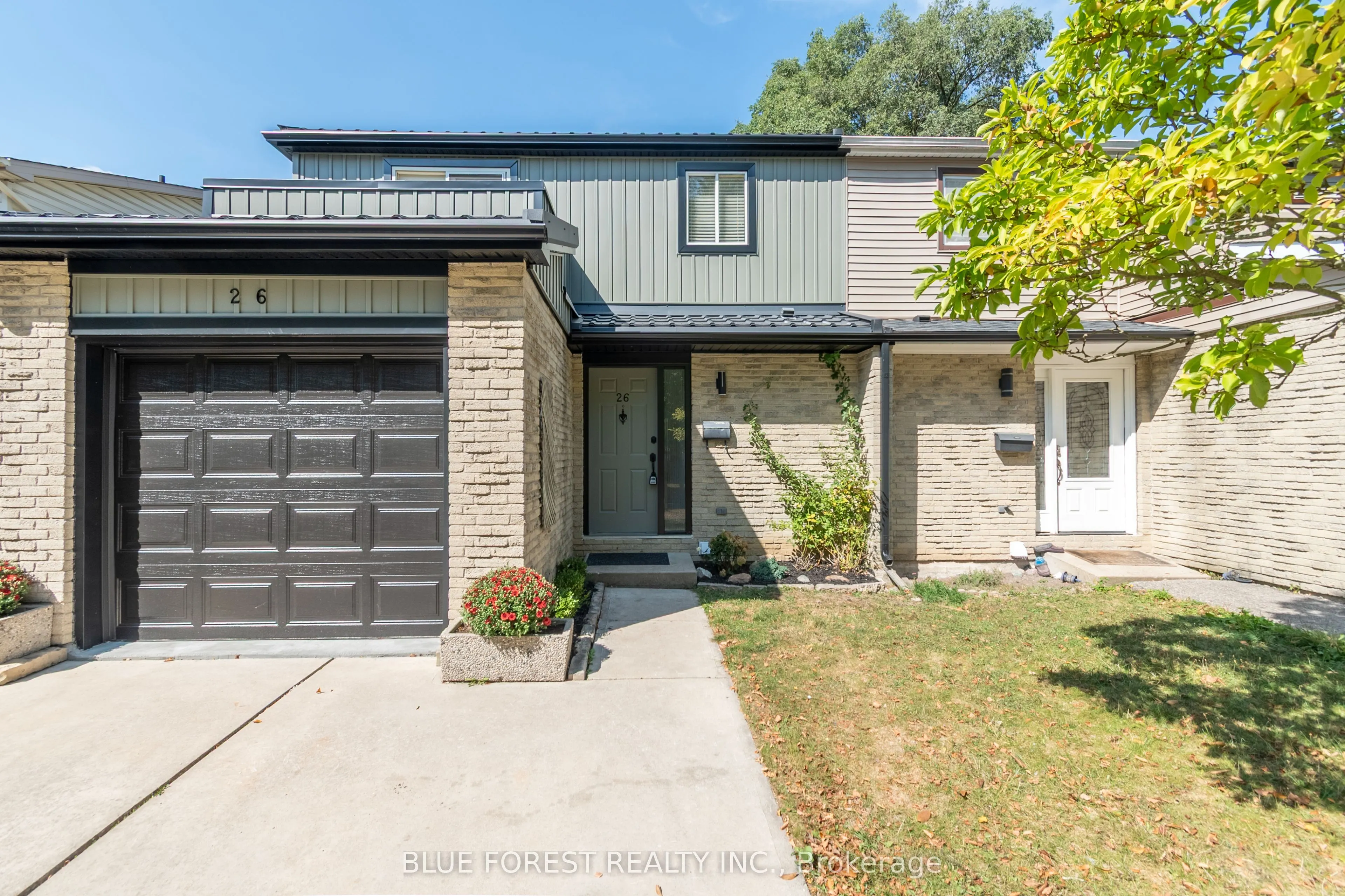 26 Acton Crescent