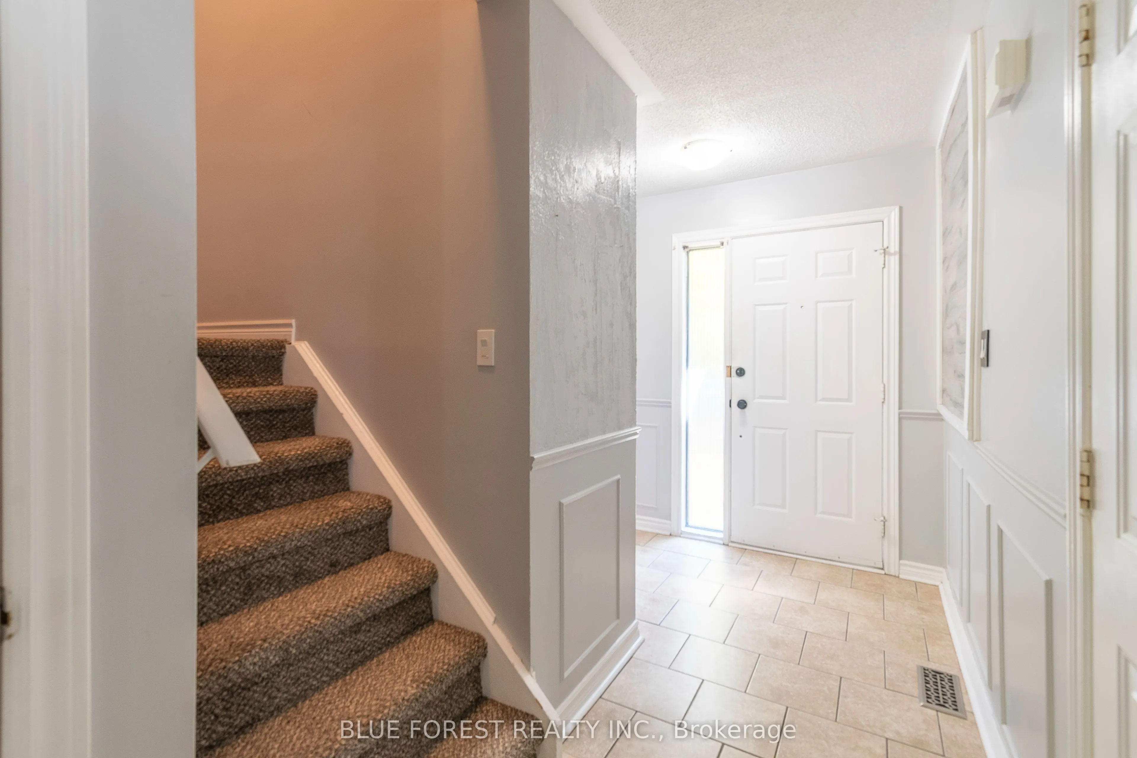 26 Acton Crescent