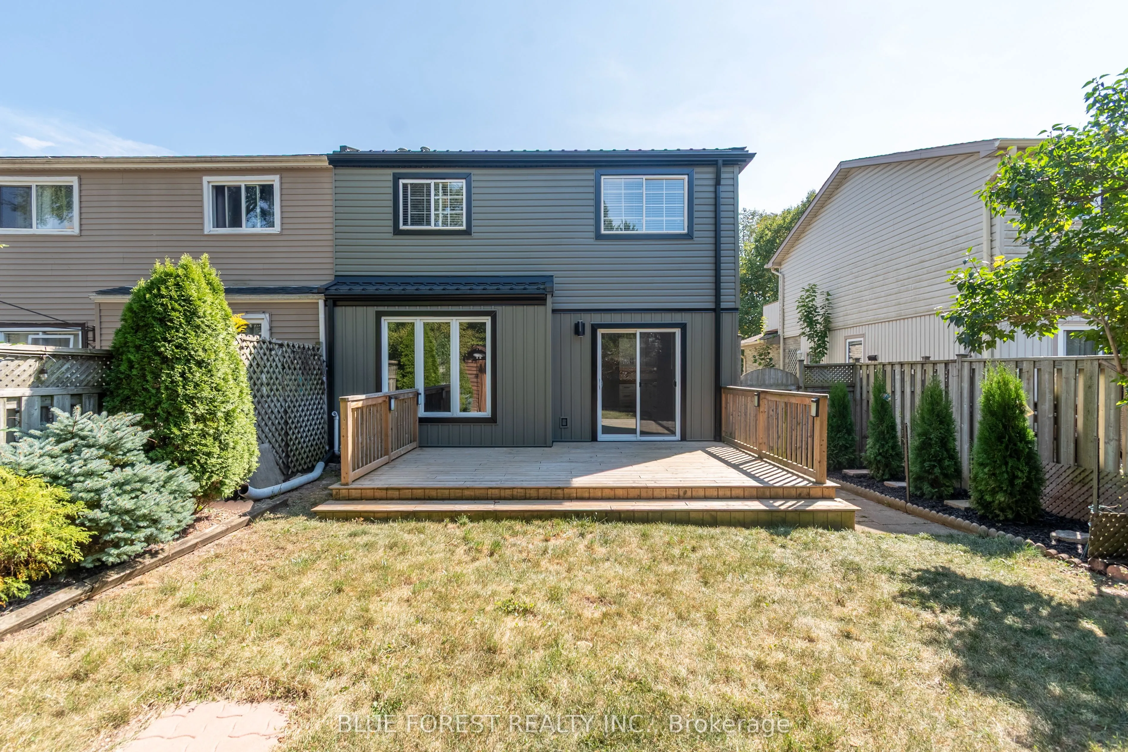 26 Acton Crescent